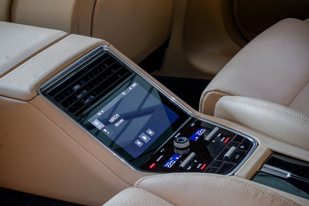 Porsche Panamera 4 10 Years Edition