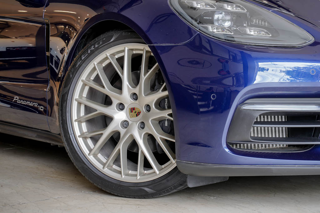 Porsche Panamera 4 10 Years Edition