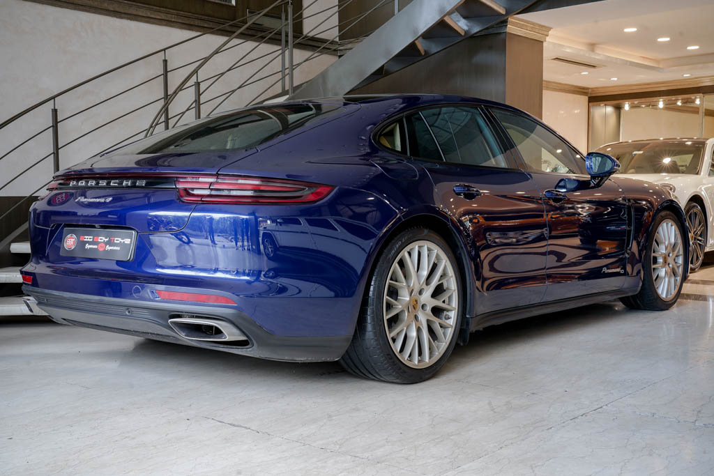 Porsche Panamera 4 10 Years Edition