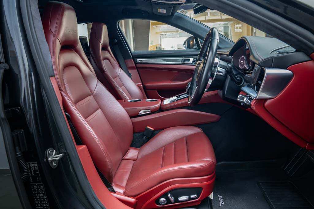 Porsche Panamera Turbo Executive