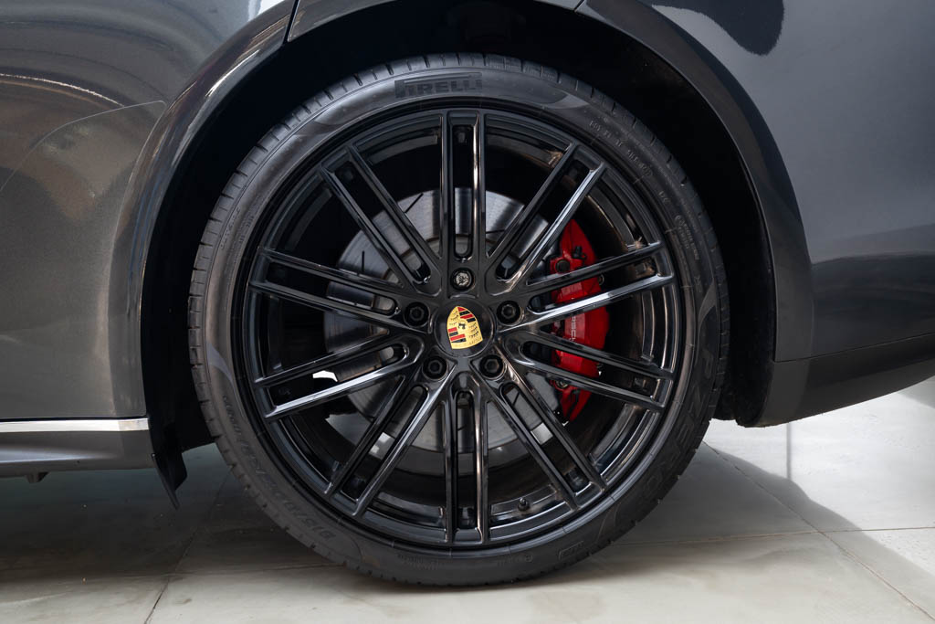 Porsche Panamera Turbo Executive