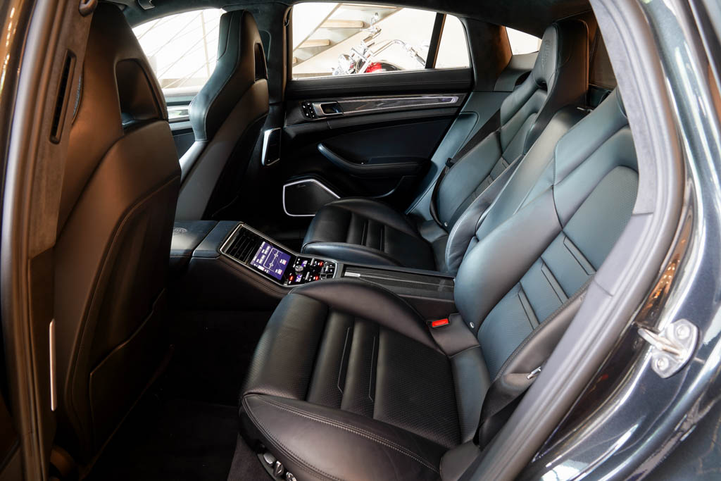 Porsche Panamera Turbo