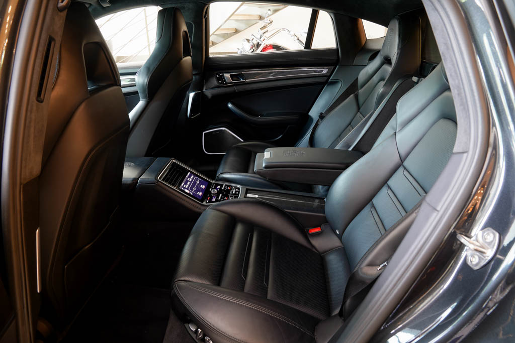 Porsche Panamera Turbo