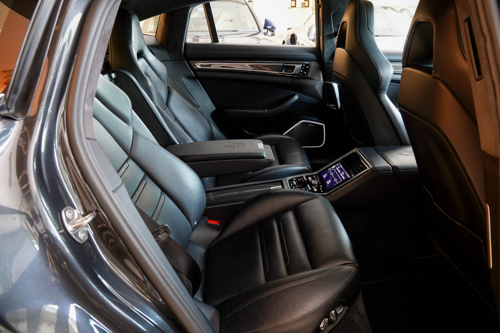 Porsche Panamera Turbo