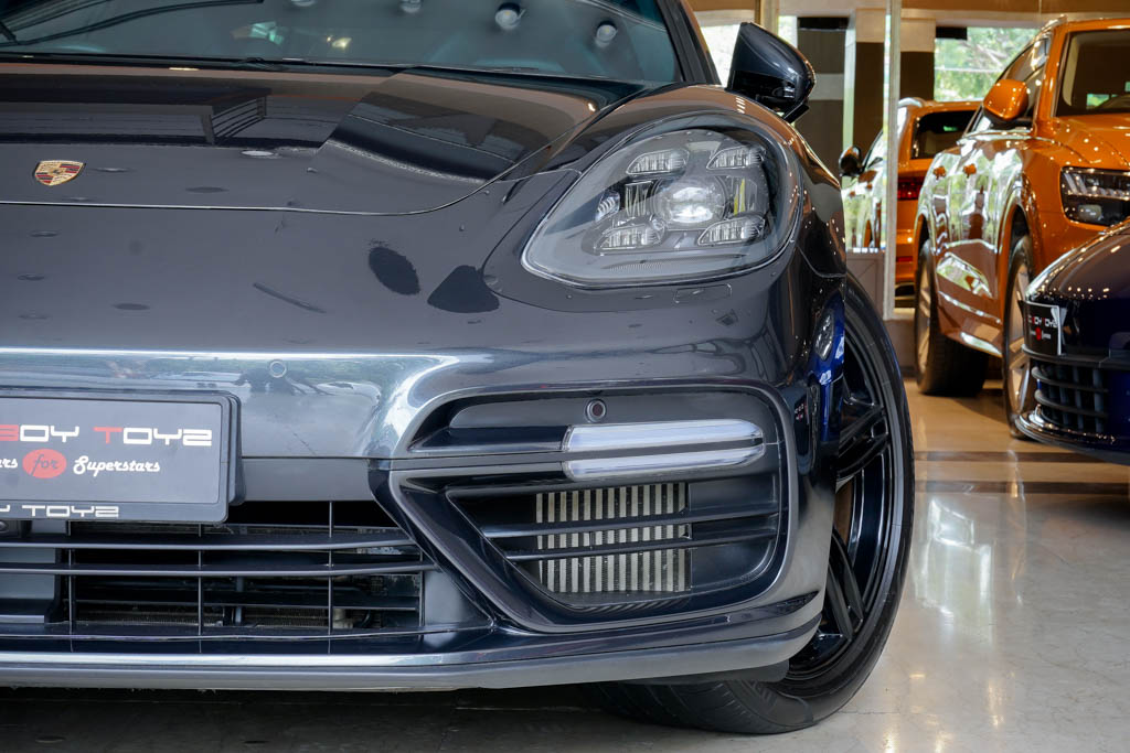 Porsche Panamera Turbo