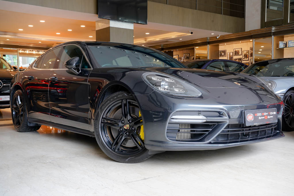Porsche Panamera Turbo