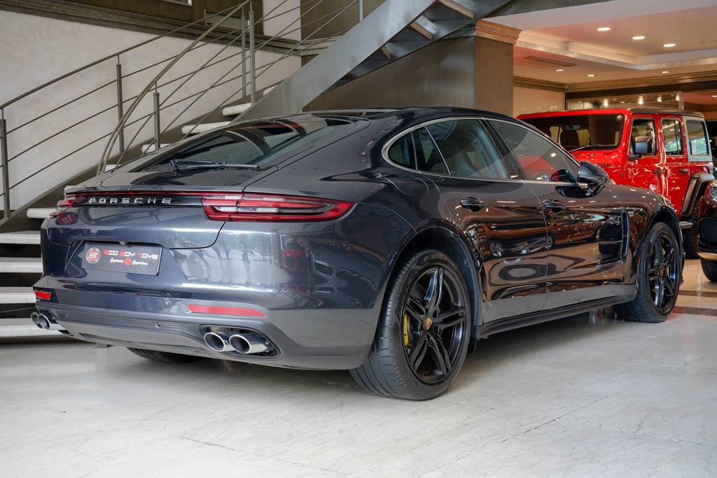 Porsche Panamera Turbo