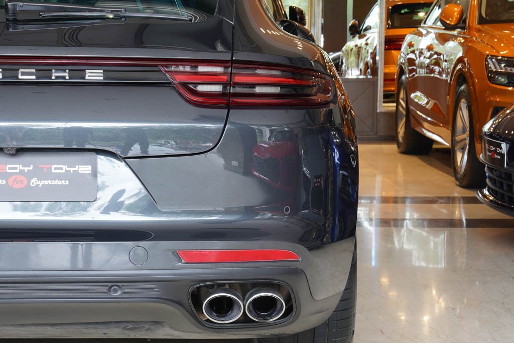 Porsche Panamera Turbo