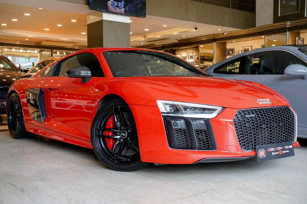 Audi R8 V10 Plus