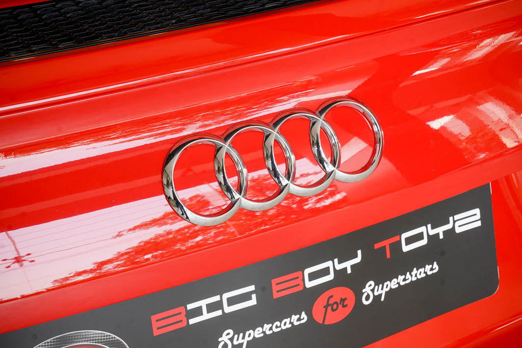 Audi R8 V10 Plus