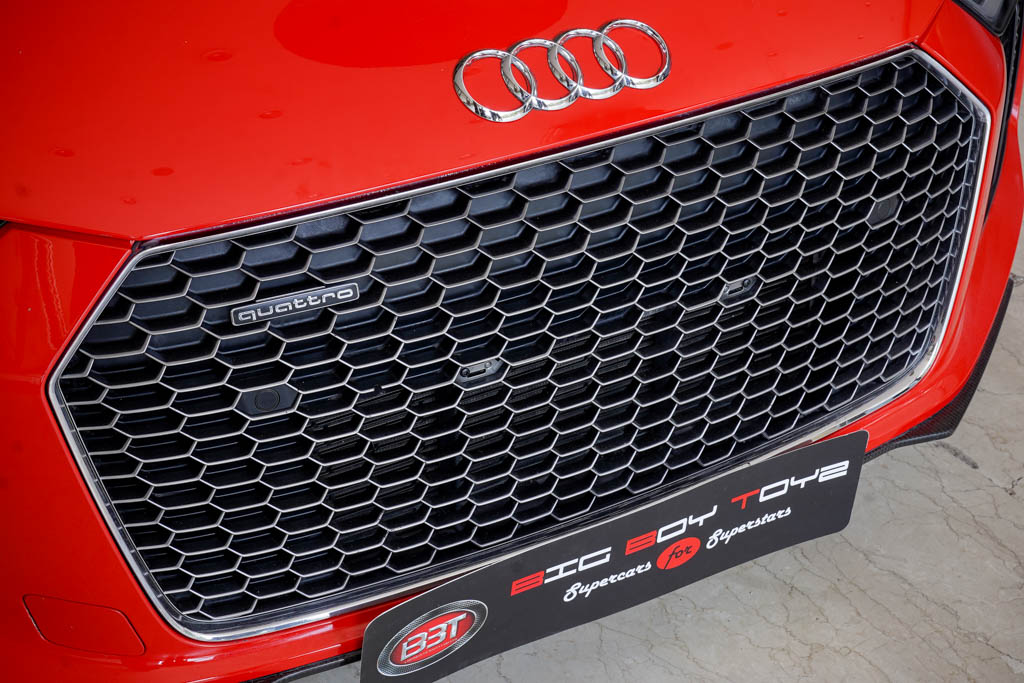 Audi R8 V10 Plus