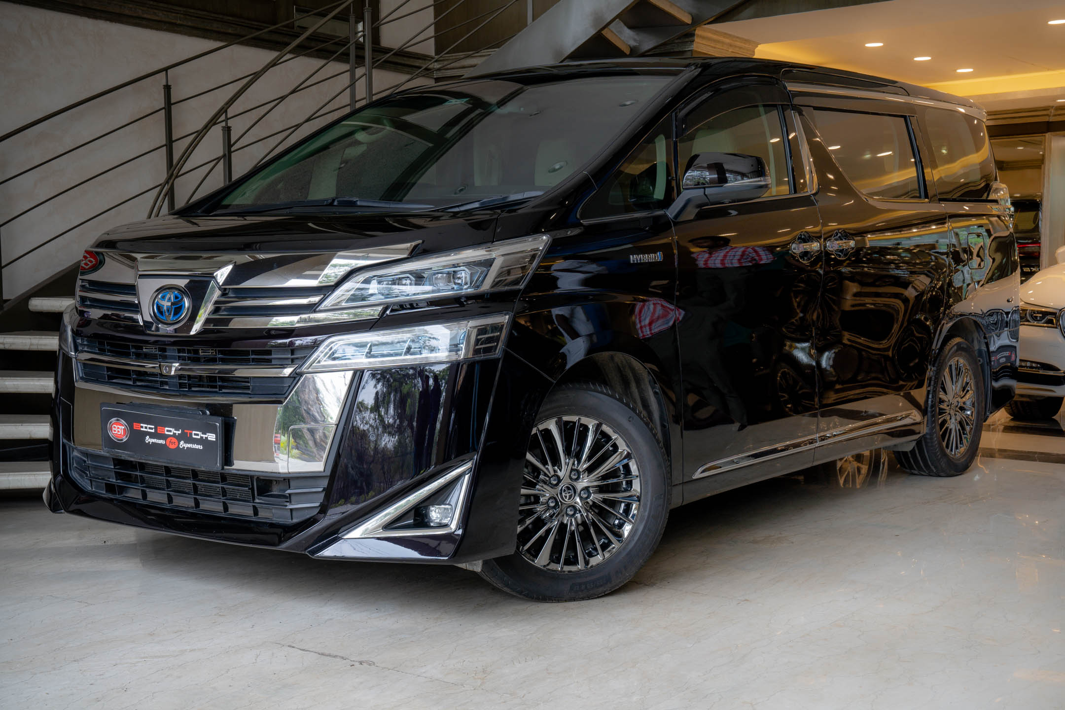 Toyota Vellfire Hybrid