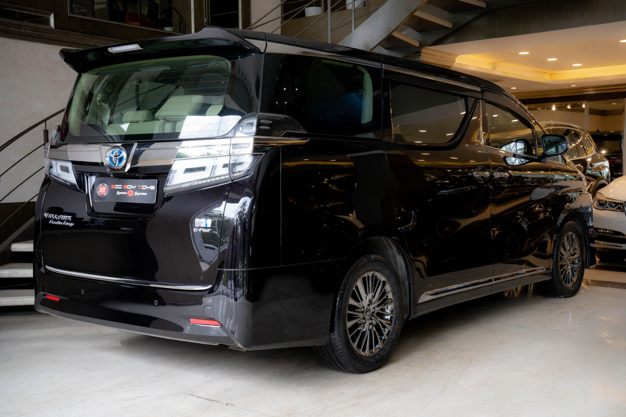 Toyota Vellfire Hybrid