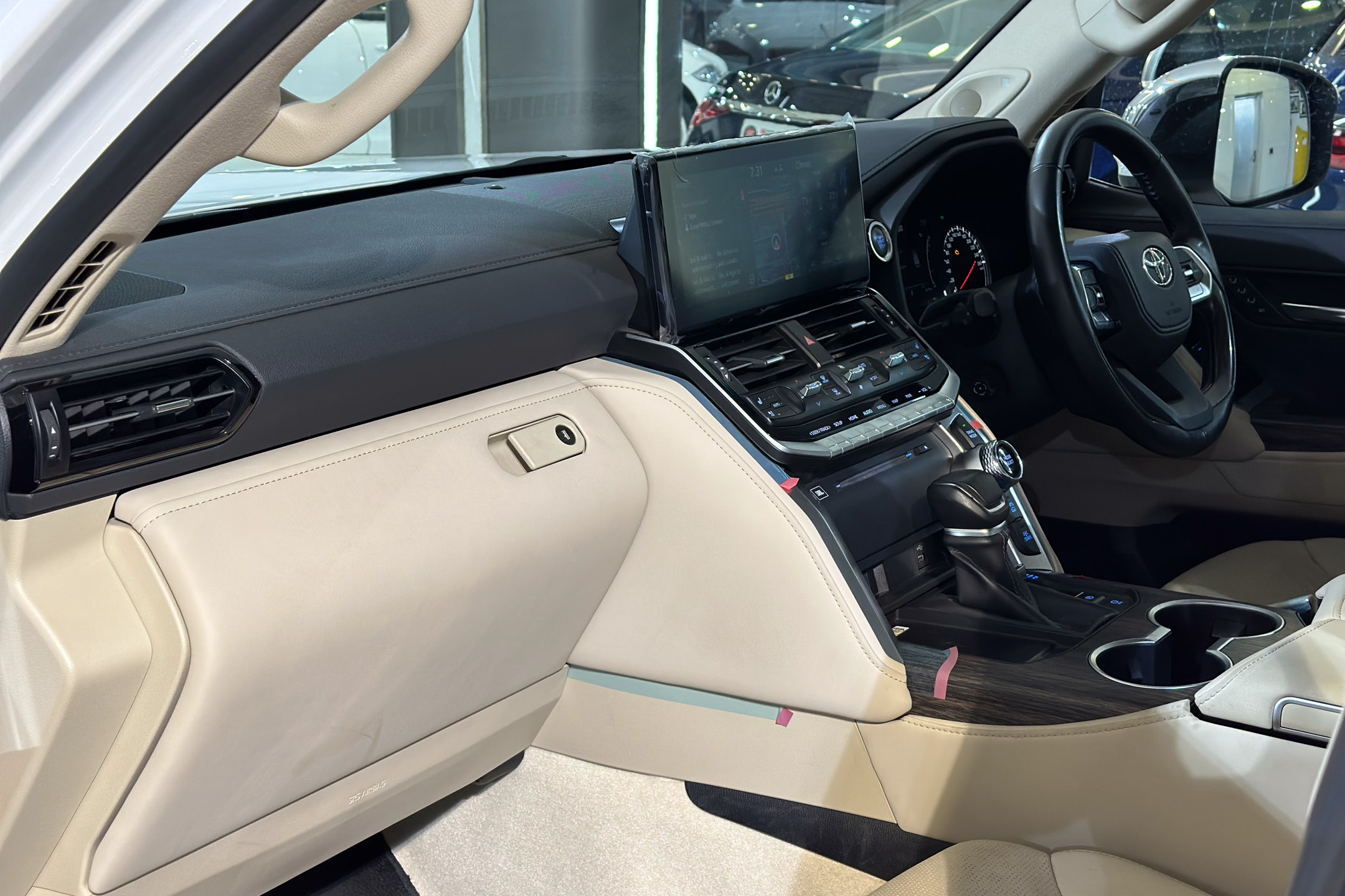 Toyota Land Cruiser LC 300