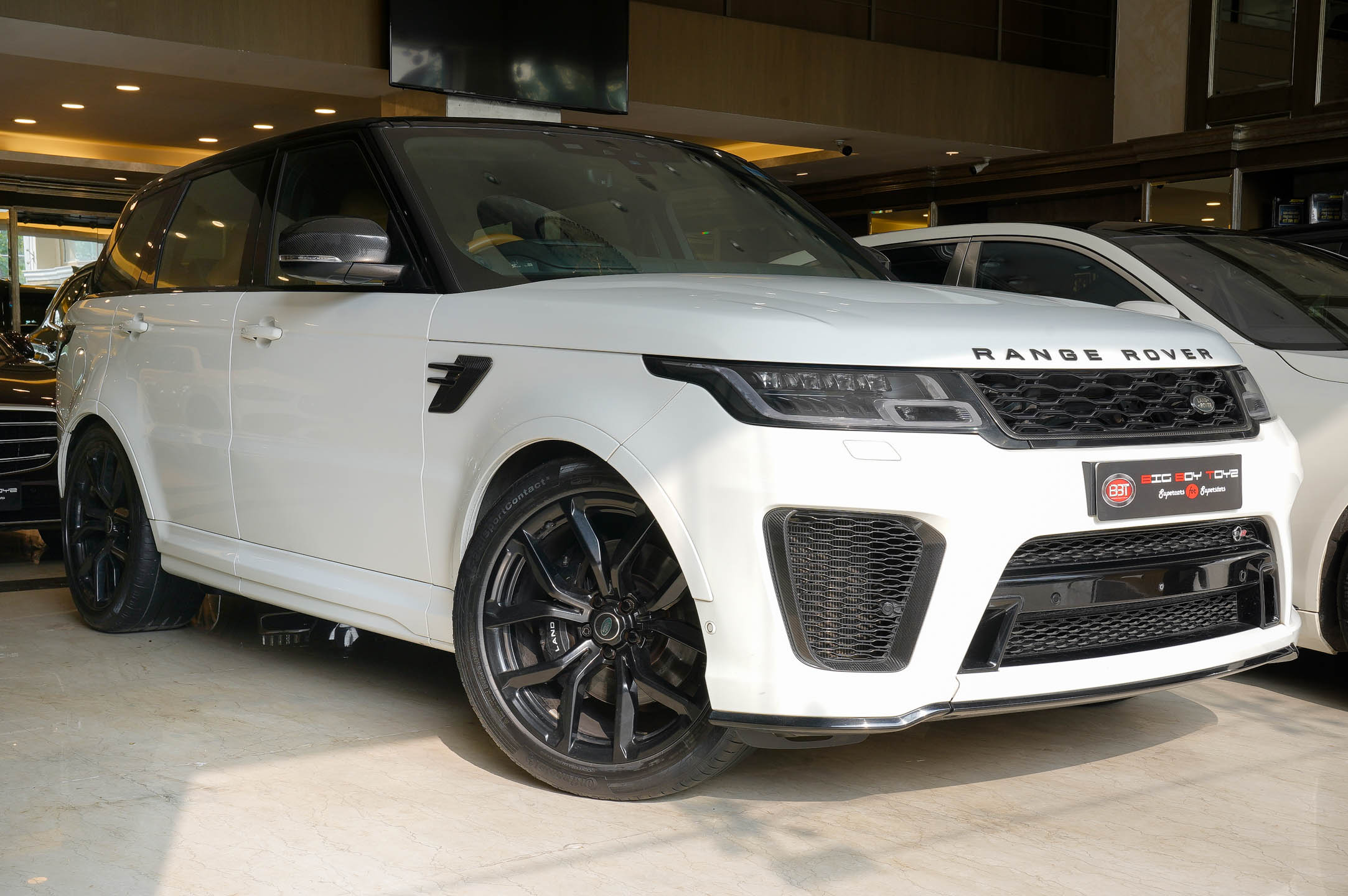 Land Rover Range Rover Sport SVR