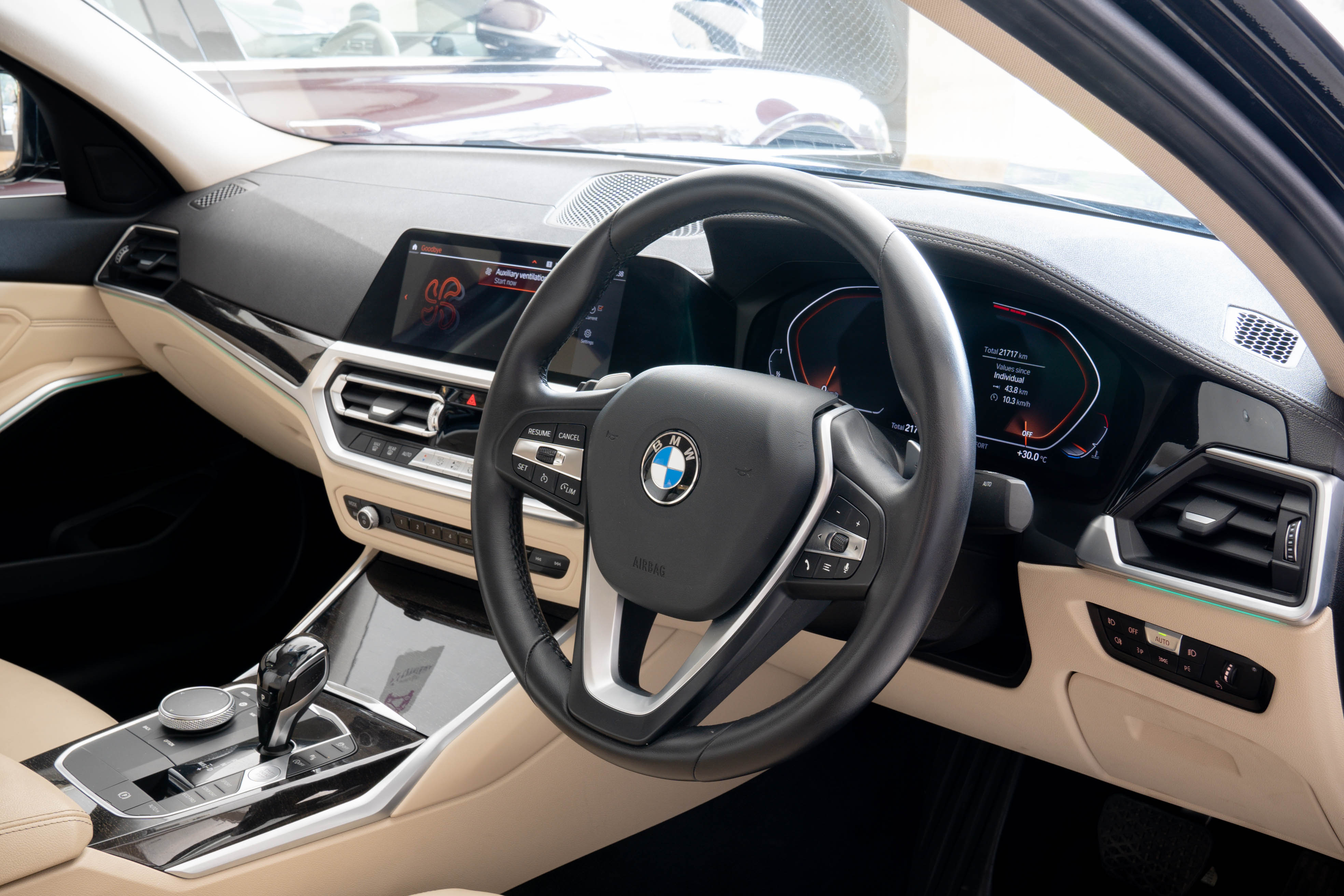 BMW 320d Luxury Line