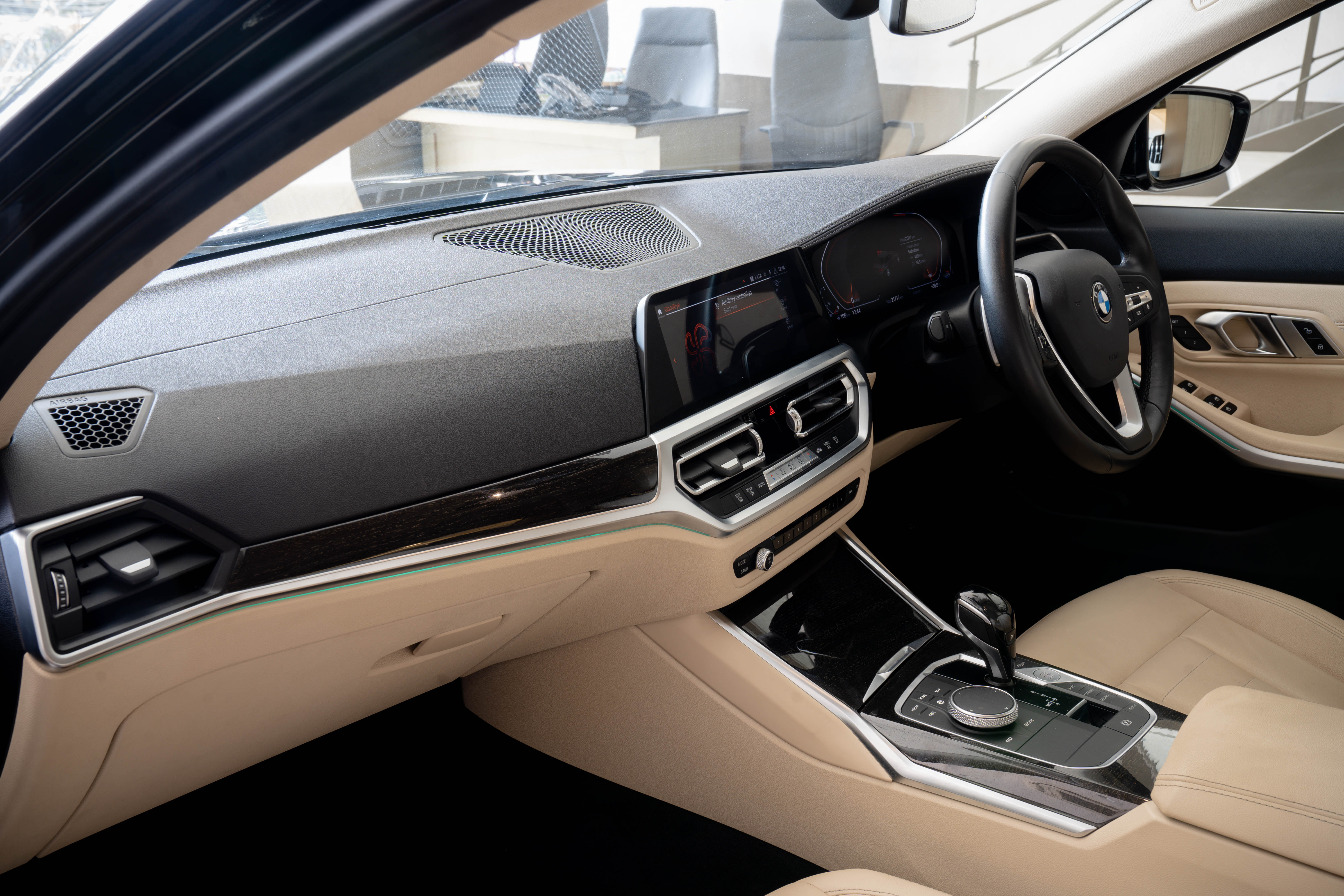 BMW 320d Luxury Line