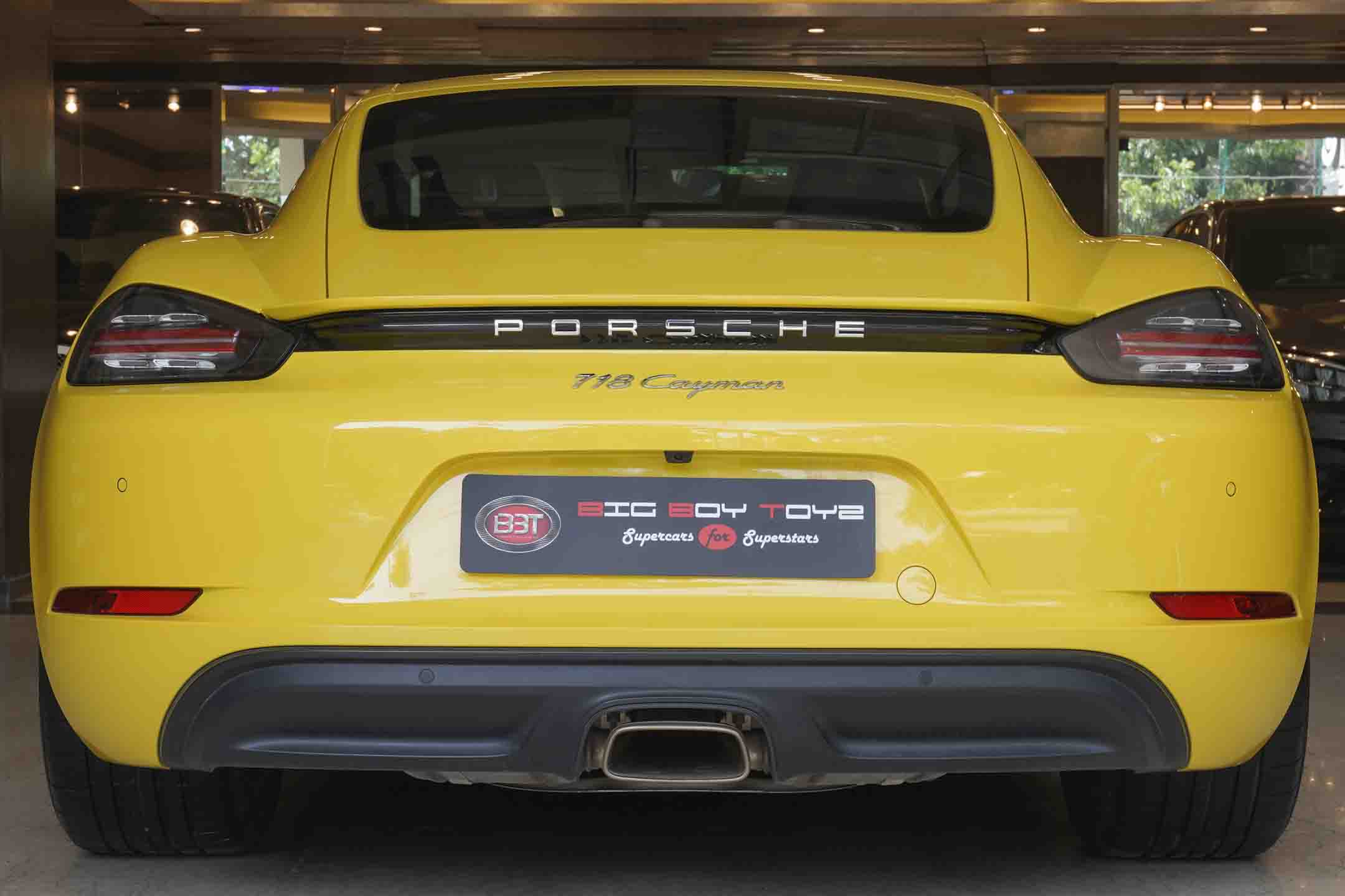 PORSCHE 718 CAYMAN
