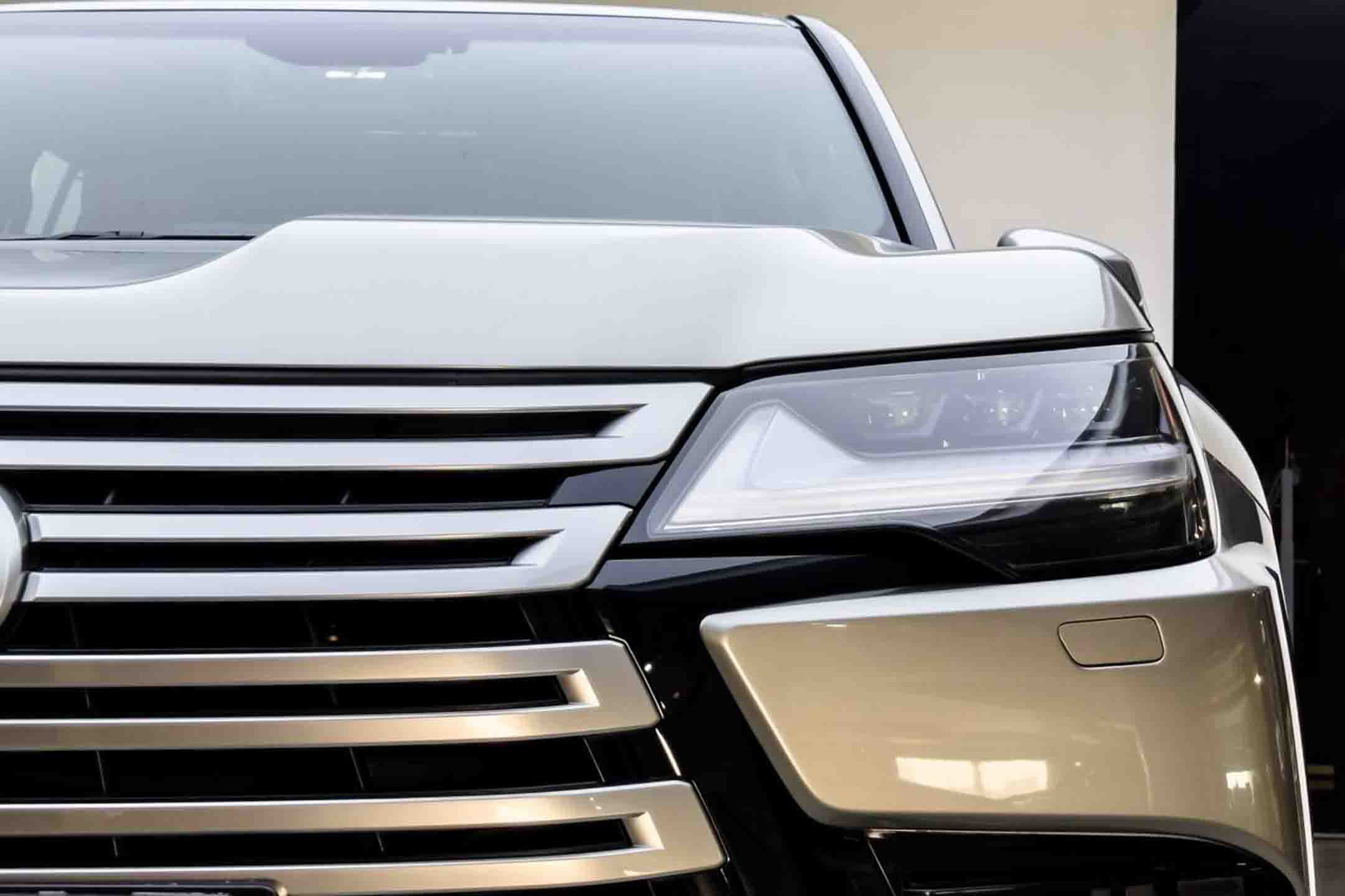 Lexus LX500d
