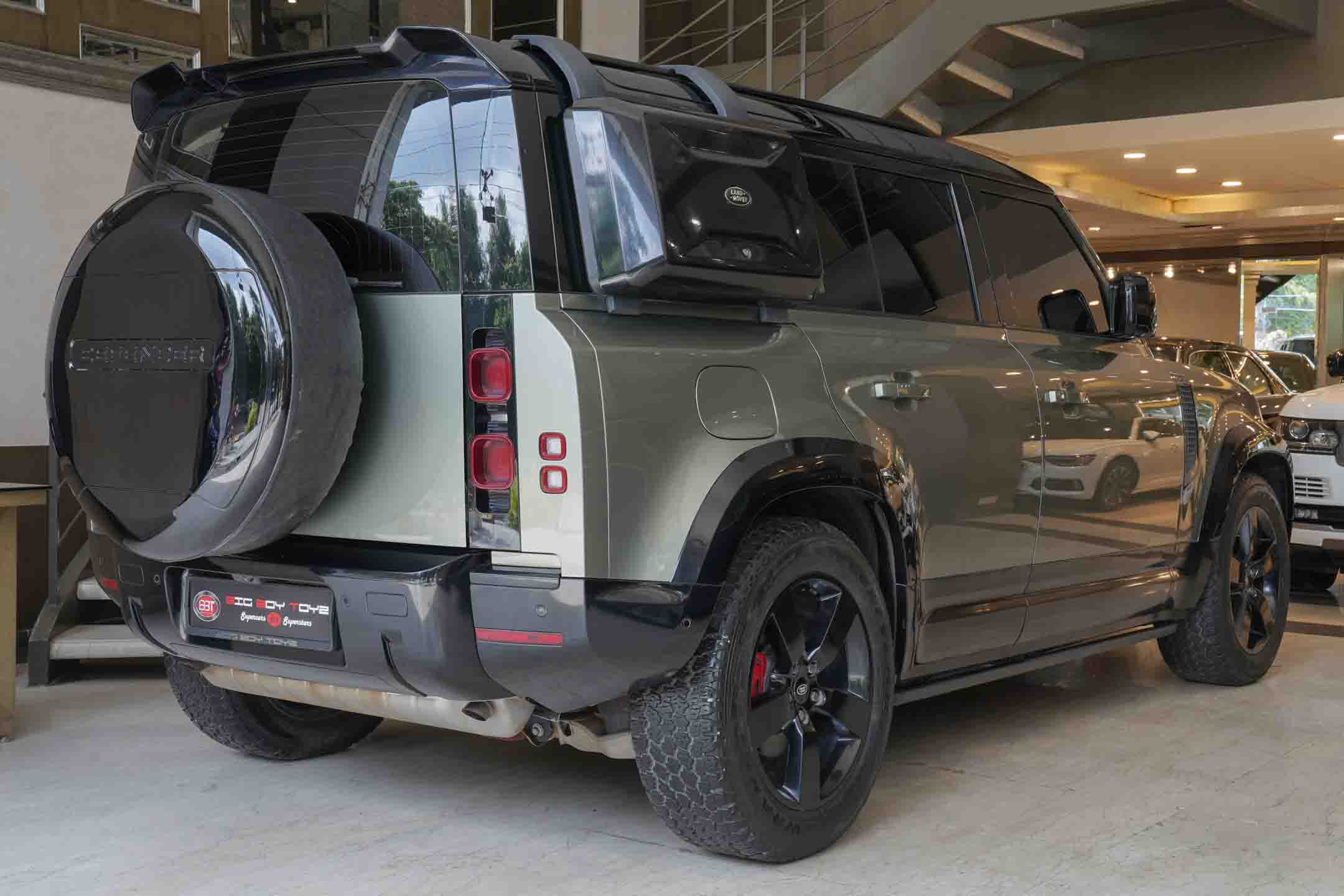 Land Rover Defender 110 HSE