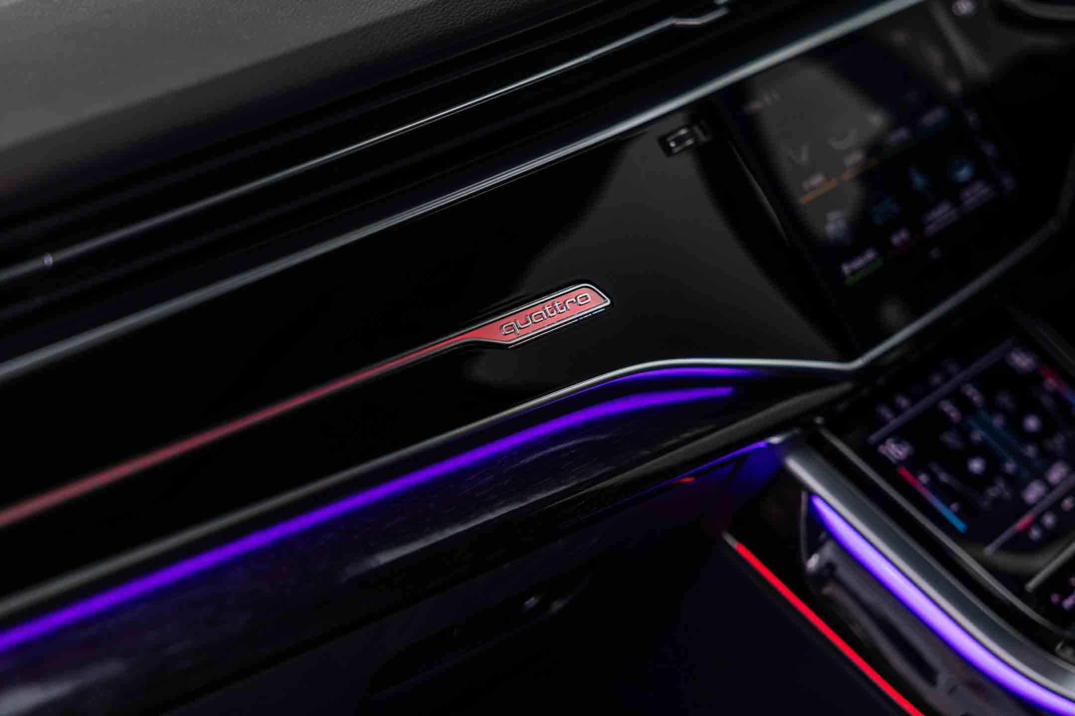 AUDI Q7 Premium Plus 55 TFSI