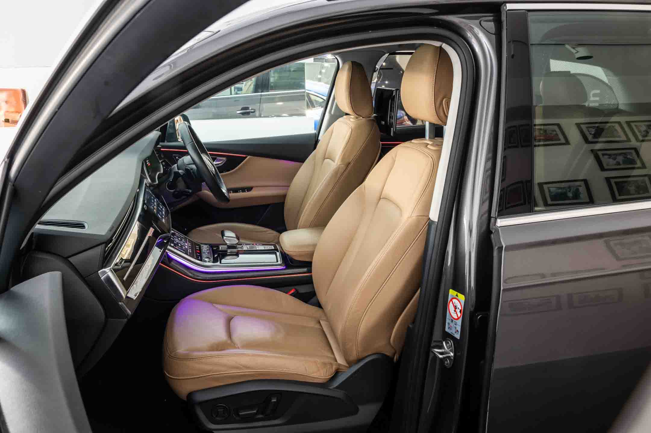 AUDI Q7 Premium Plus 55 TFSI