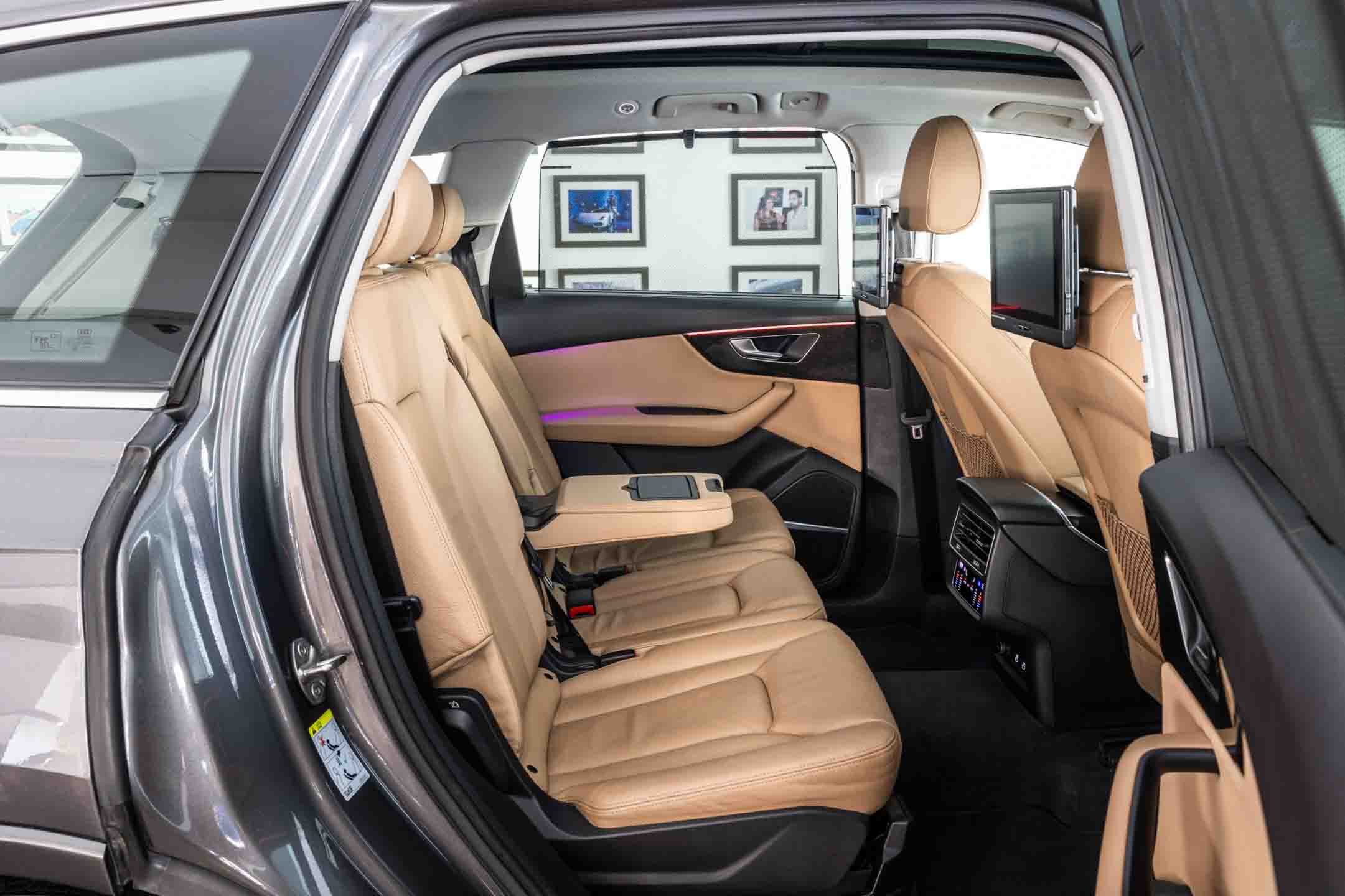 AUDI Q7 Premium Plus 55 TFSI