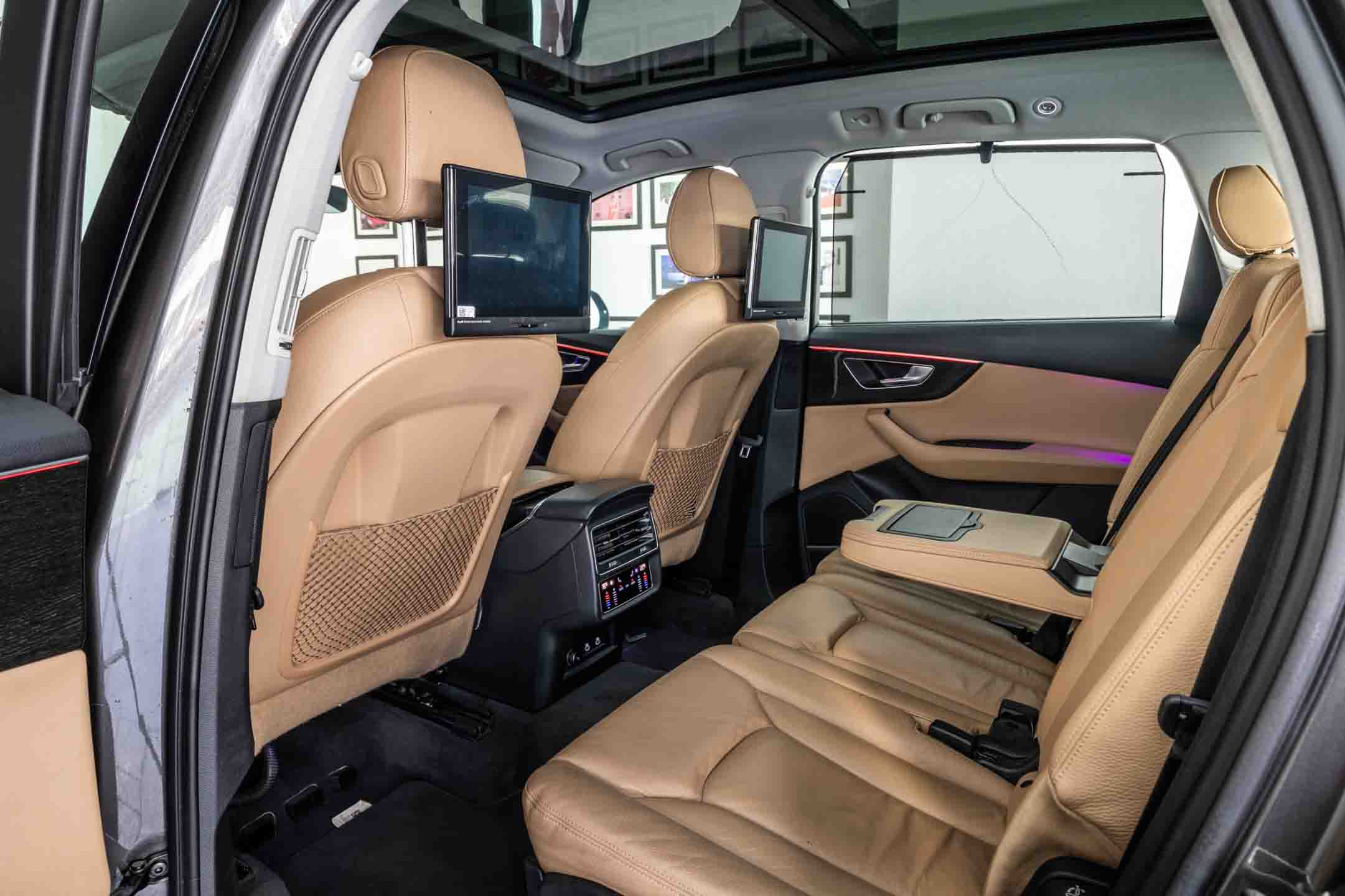 AUDI Q7 Premium Plus 55 TFSI