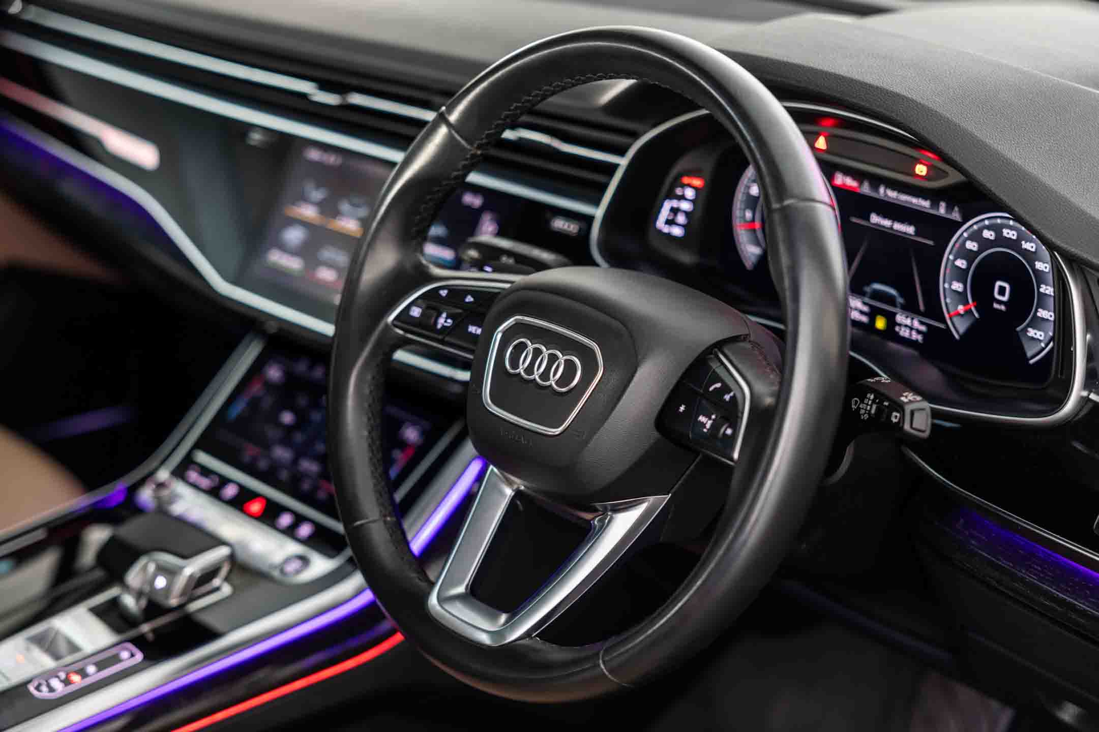 AUDI Q7 Premium Plus 55 TFSI