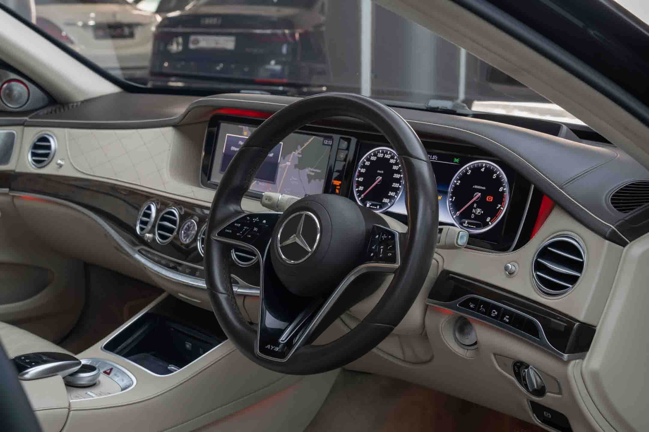 Mercedes Maybach S600