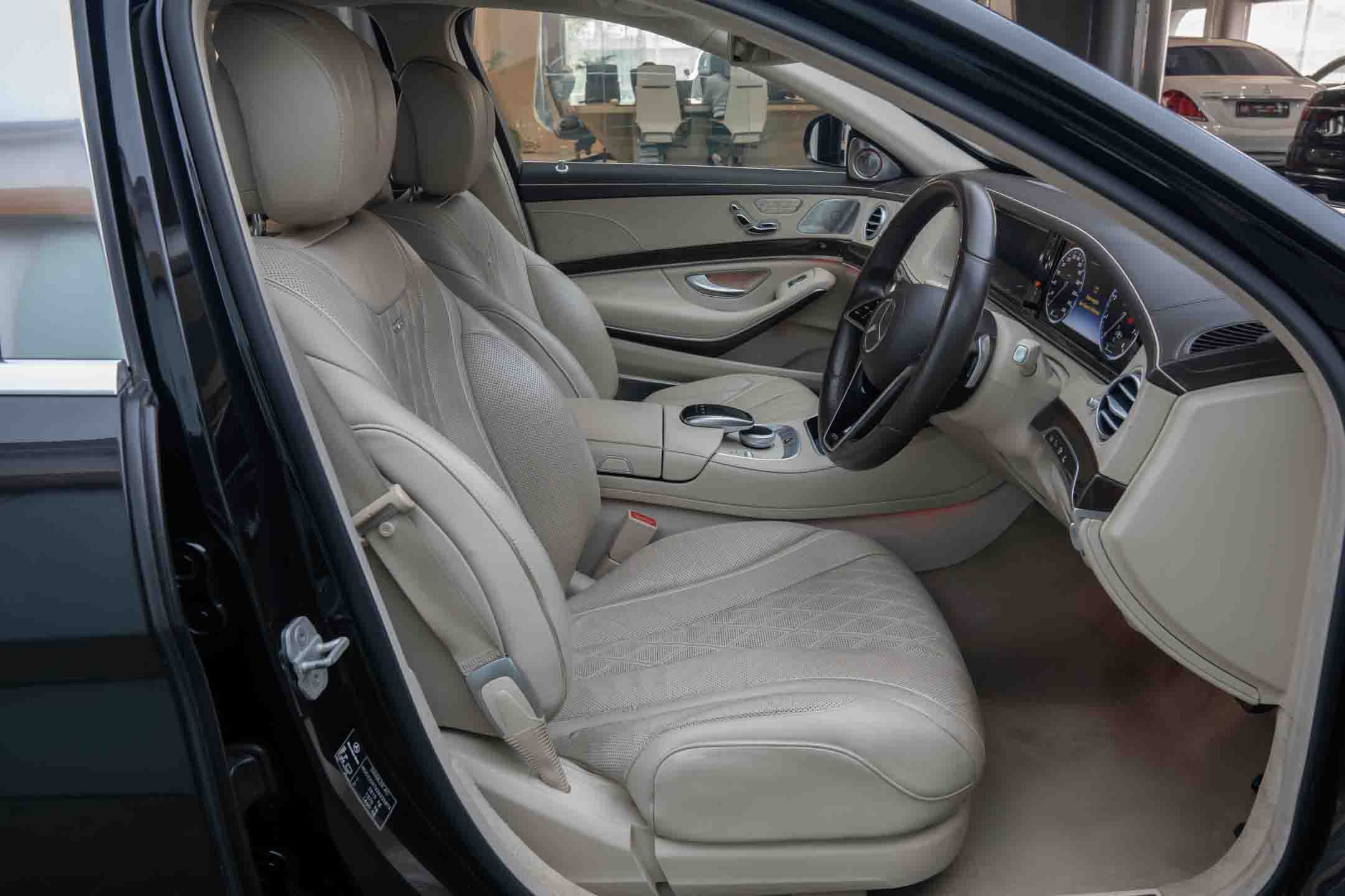 Mercedes Maybach S600