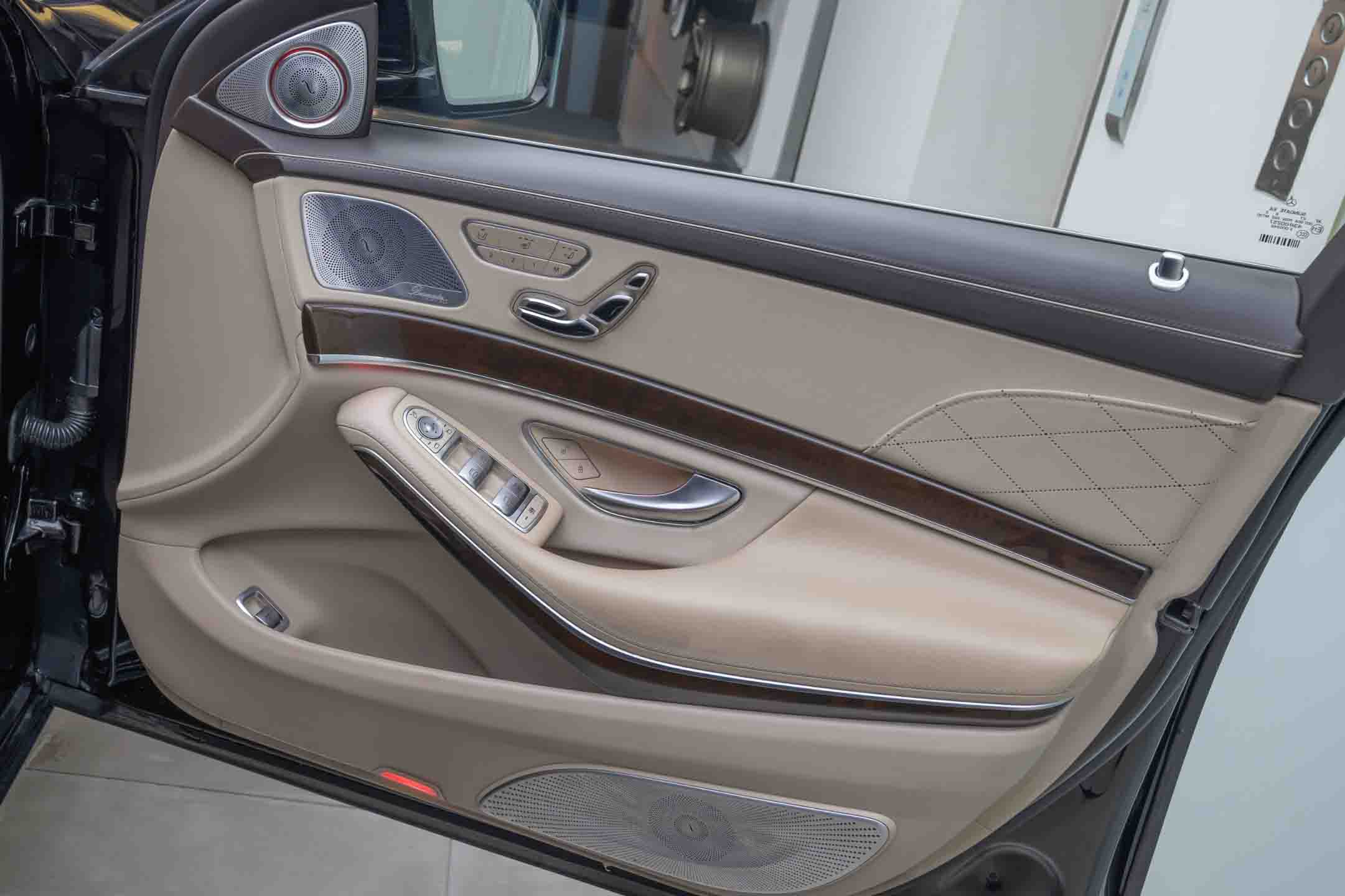 Mercedes Maybach S600