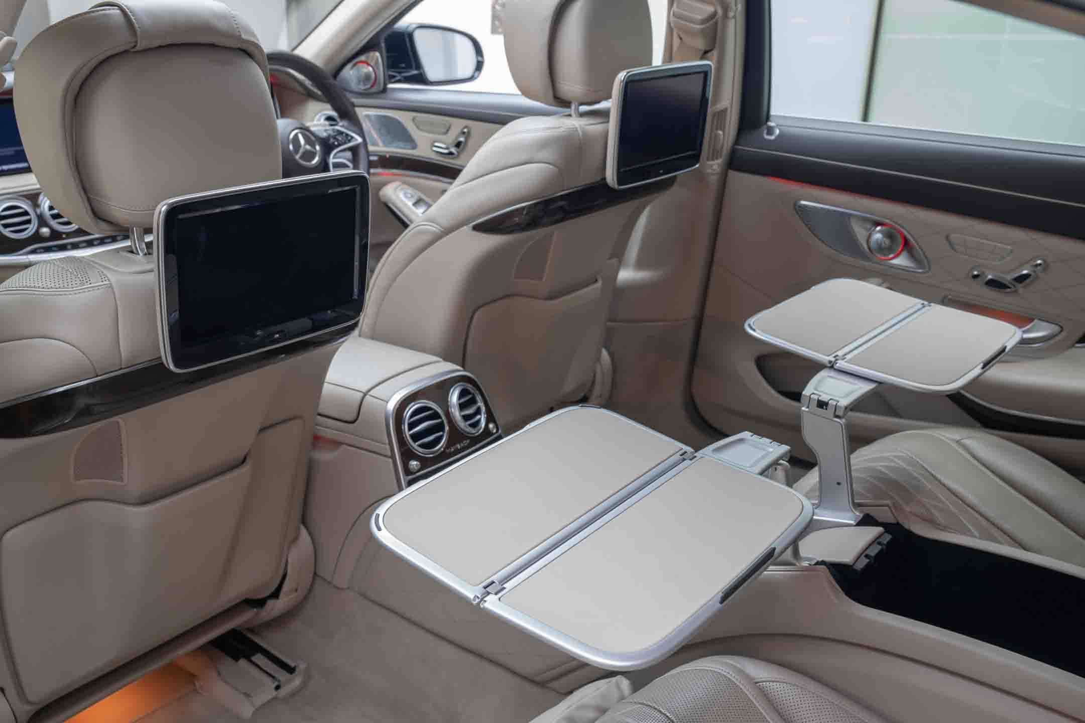 Mercedes Maybach S600