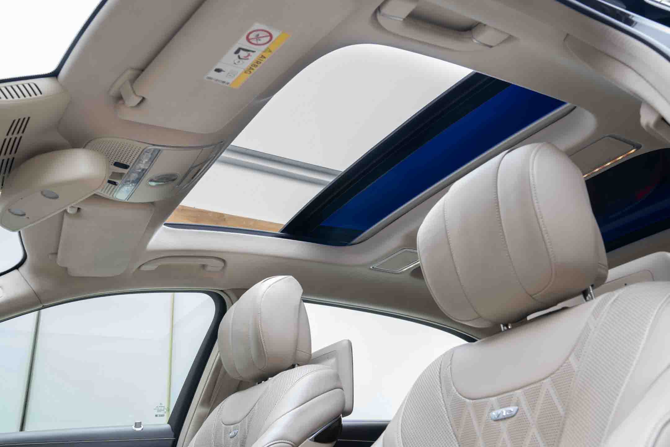 Mercedes Maybach S600