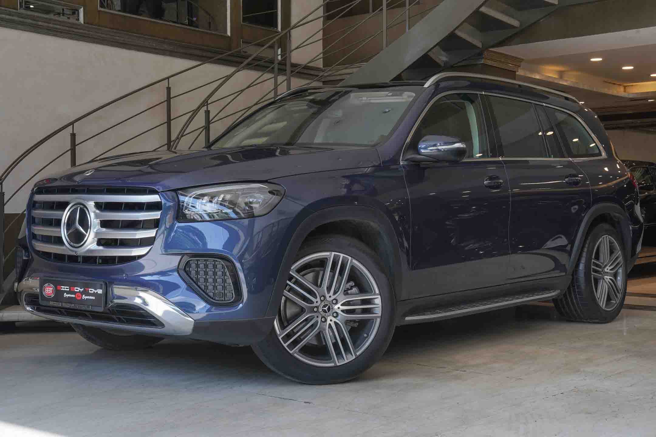 MERCEDES BENZ GLS450D 4matic for sale in India, 2700 km Driven Big