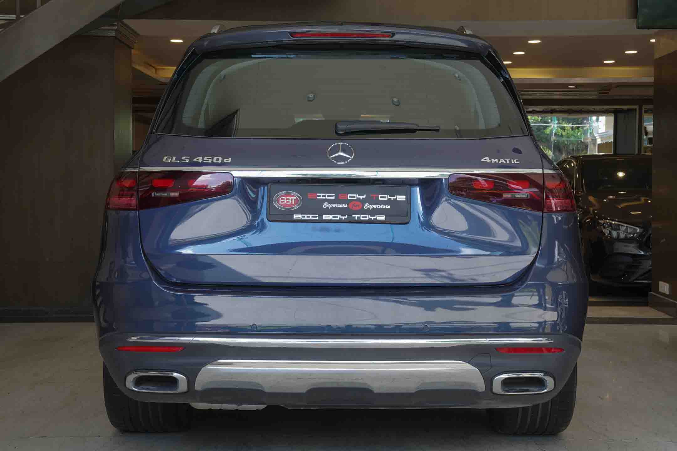 MERCEDES BENZ GLS450D 4matic for sale in India, 2700 km Driven Big