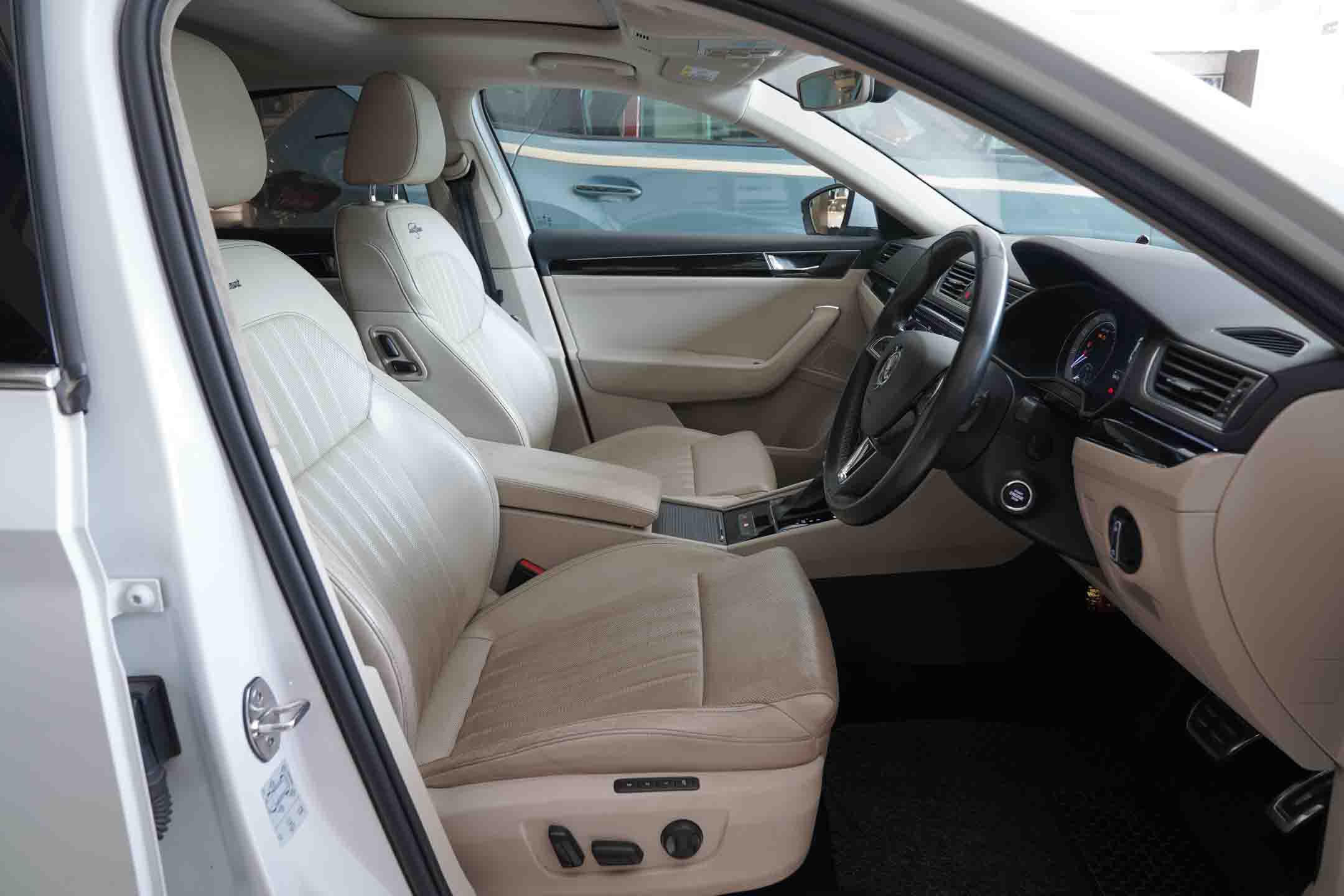 Skoda Superb L&K