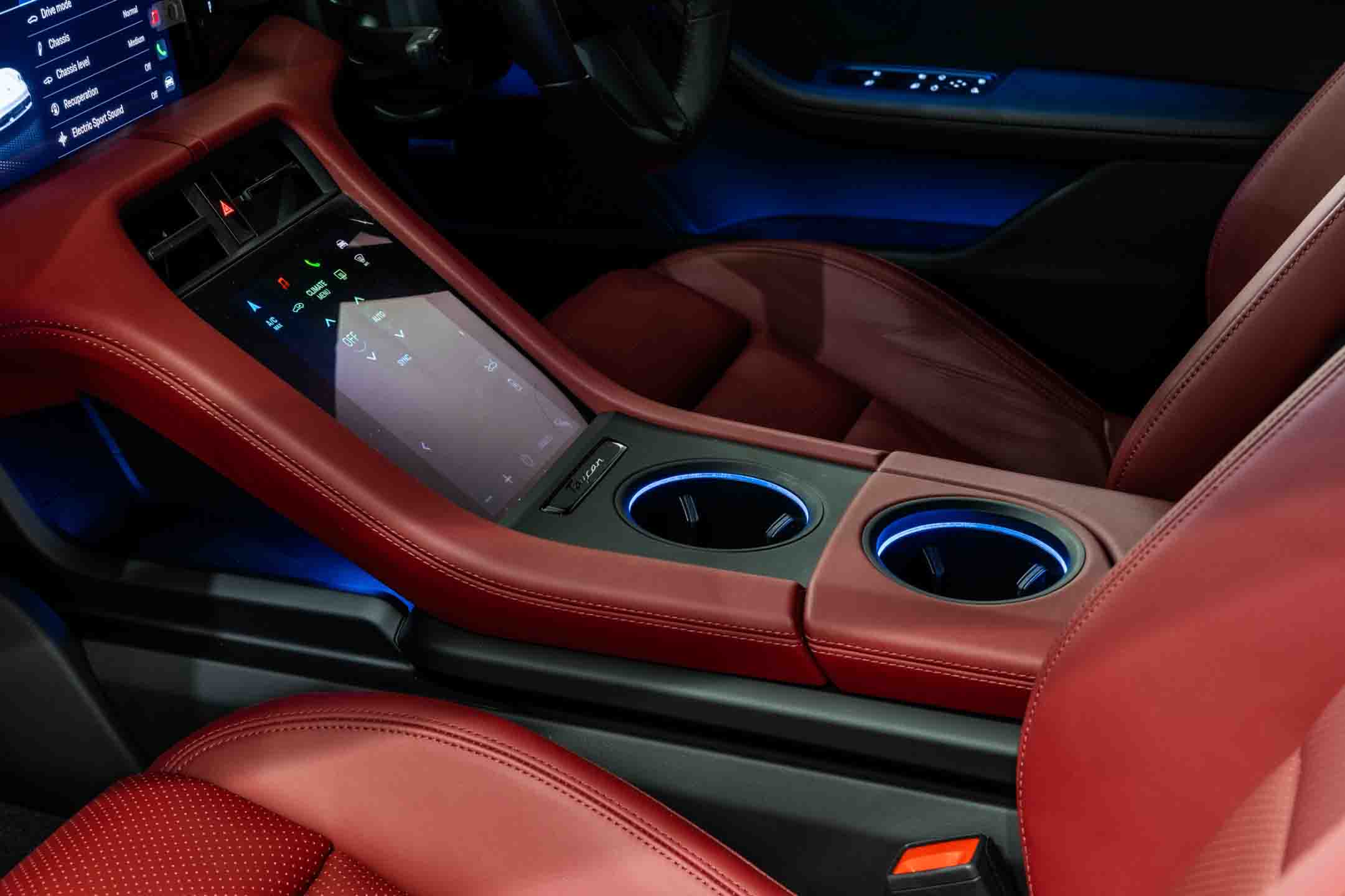 Porsche Taycan 4S Cross Tourismo