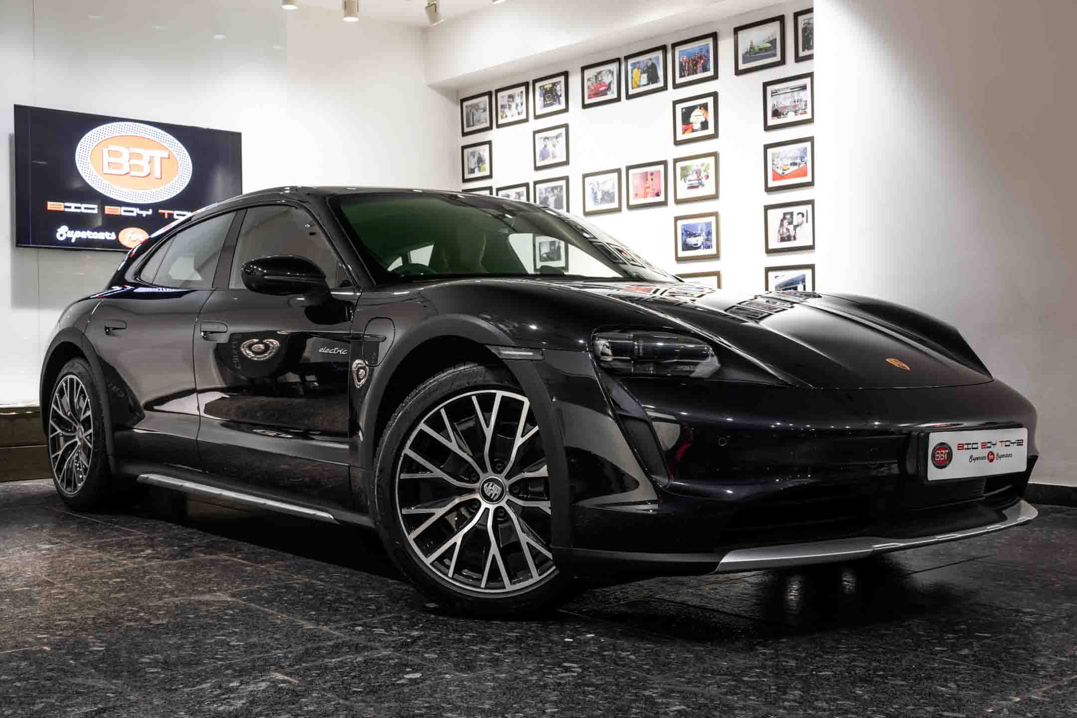 Porsche Taycan 4S Cross Tourismo