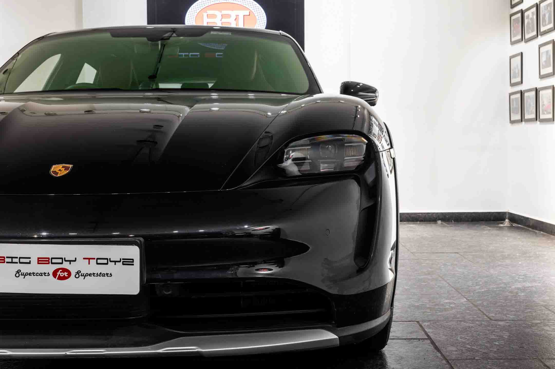 Porsche Taycan 4S Cross Tourismo