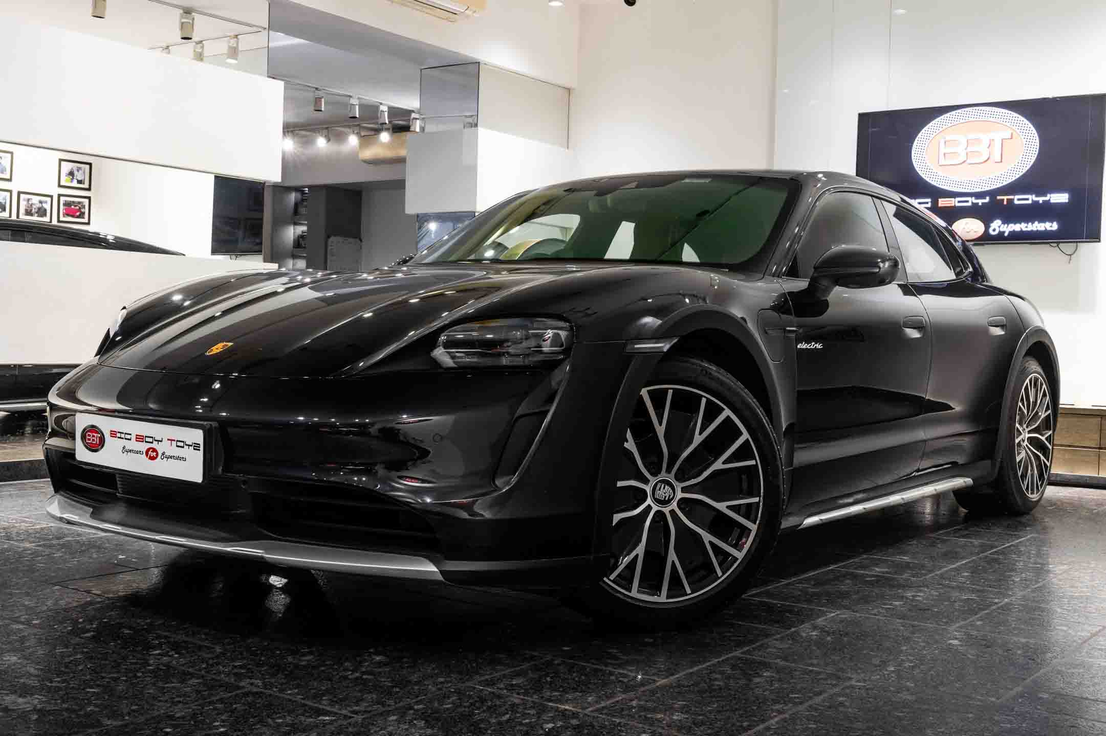 Porsche Taycan 4S Cross Tourismo