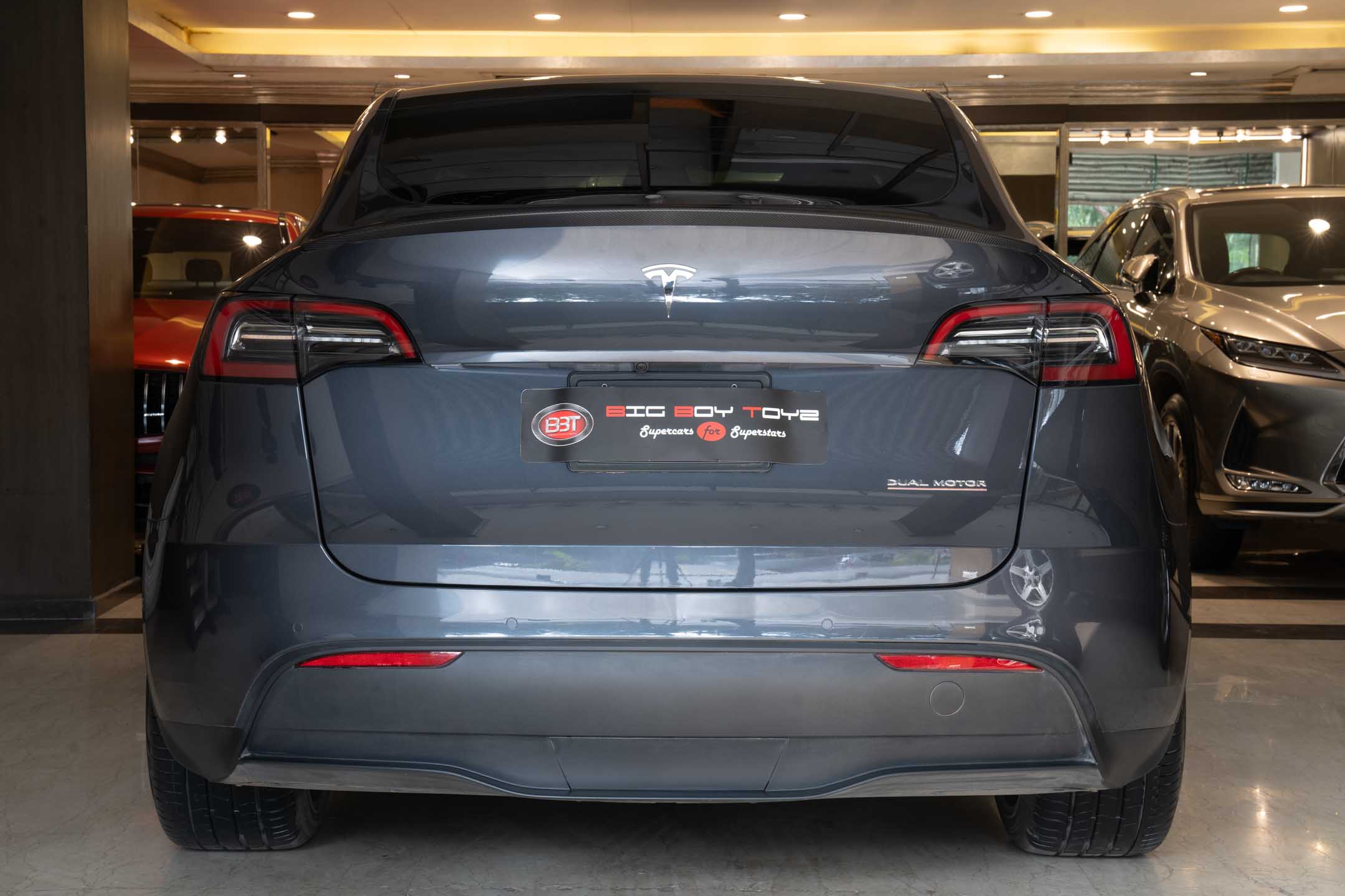 Tesla Model Y Long Range AWD