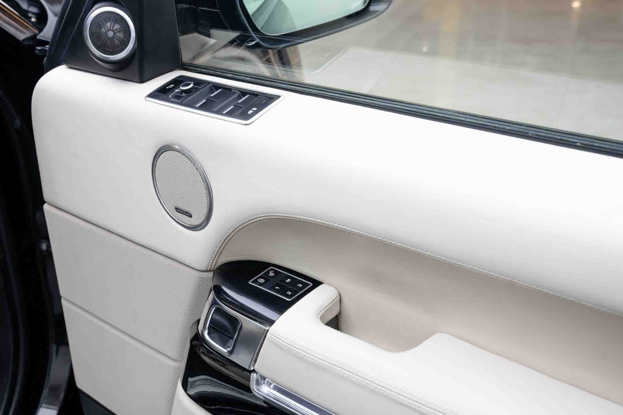 Land Rover Range Rover Vogue SE 4.4