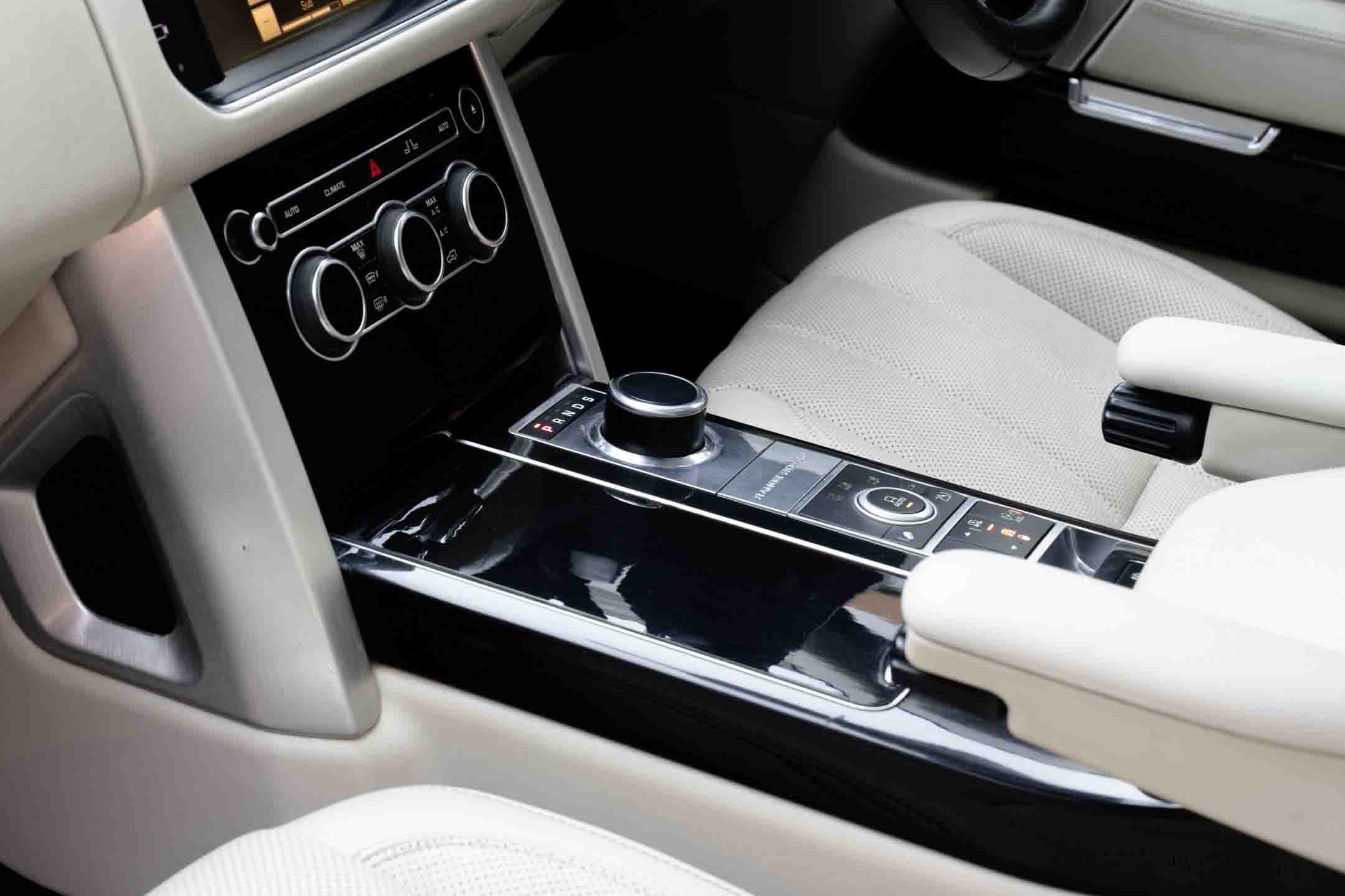 Land Rover Range Rover Vogue SE 4.4