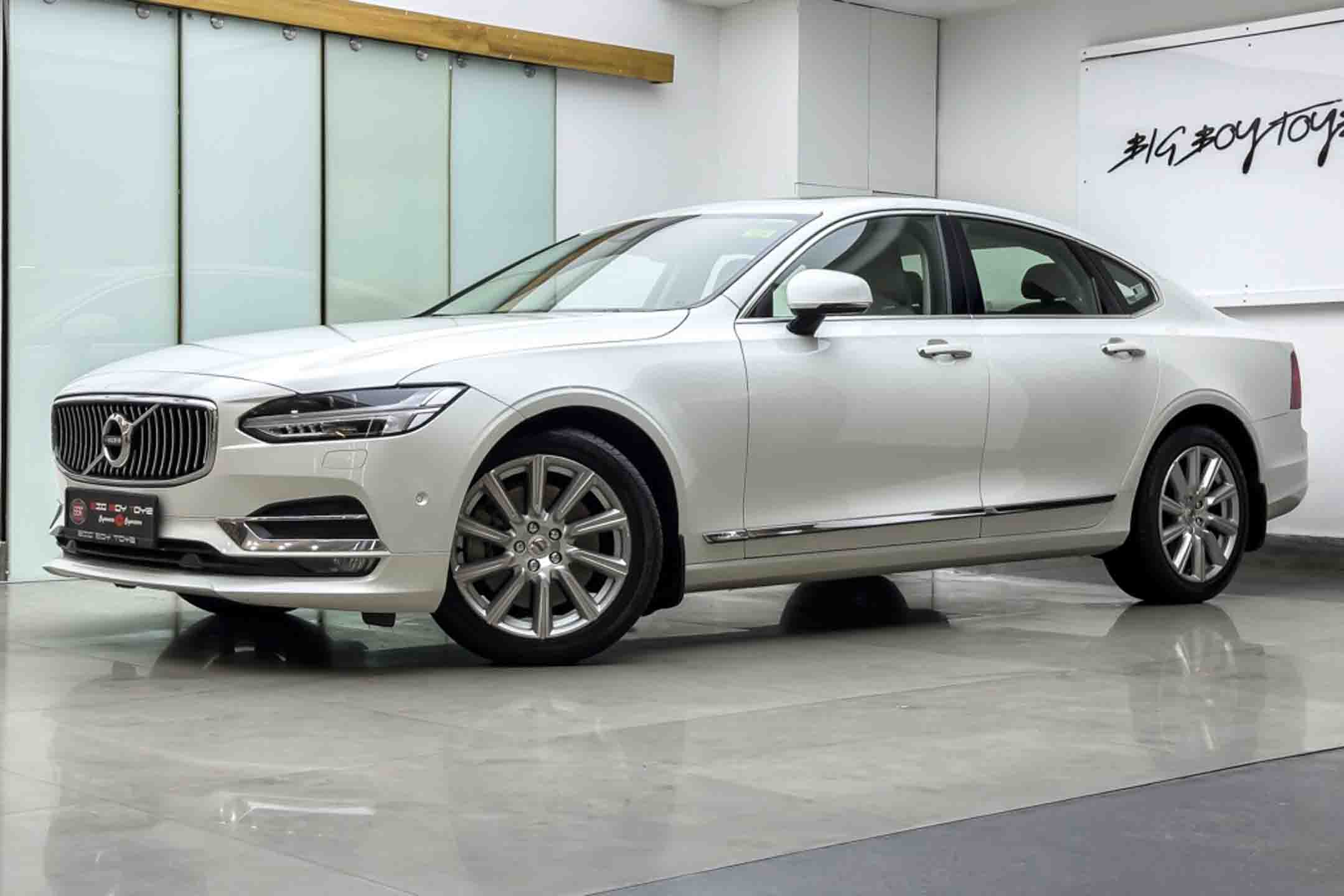 Volvo S90 D4 Inscription