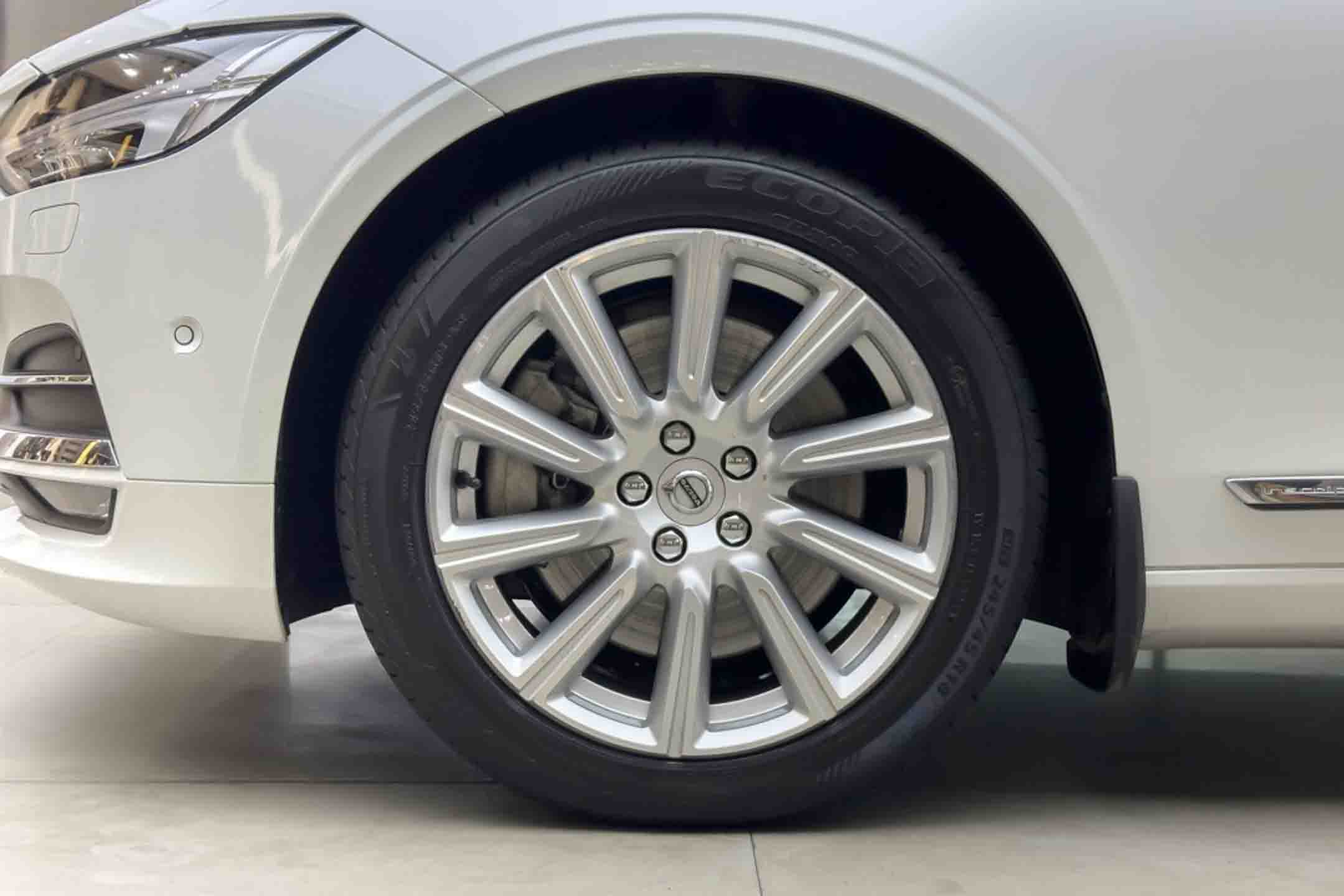 Volvo S90 D4 Inscription