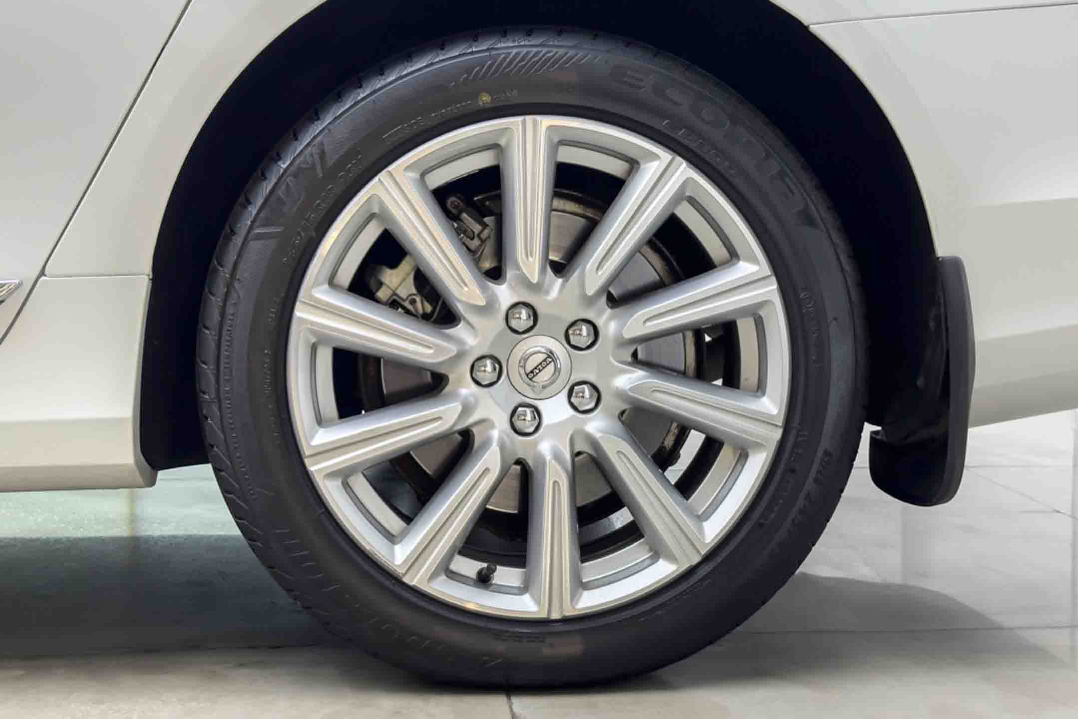 Volvo S90 D4 Inscription