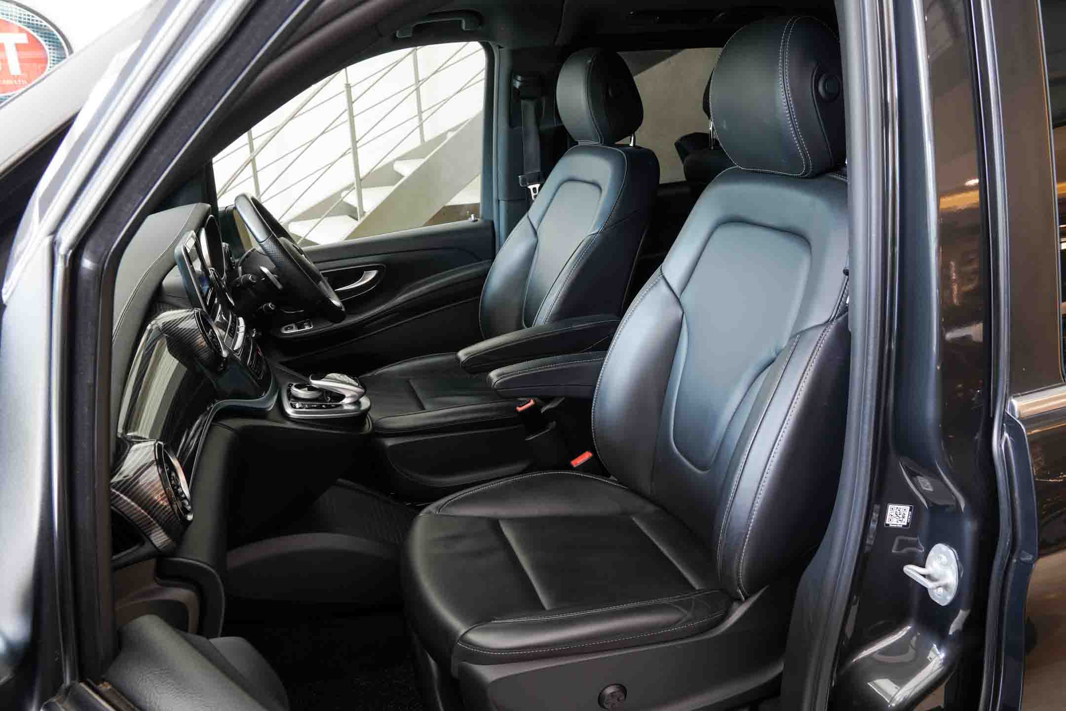 Mercedes Benz V220d Exclusive