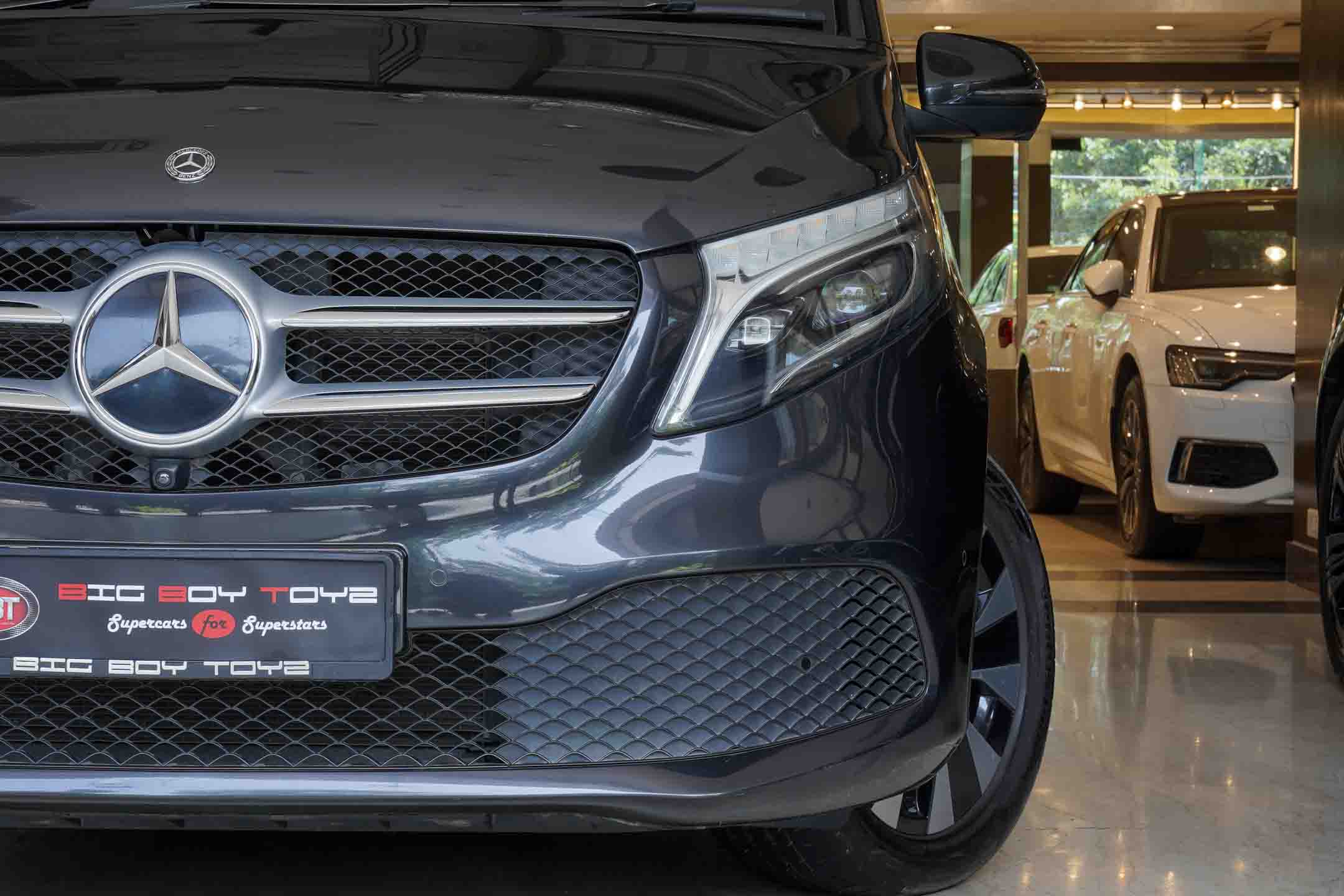 Mercedes Benz V220d Exclusive