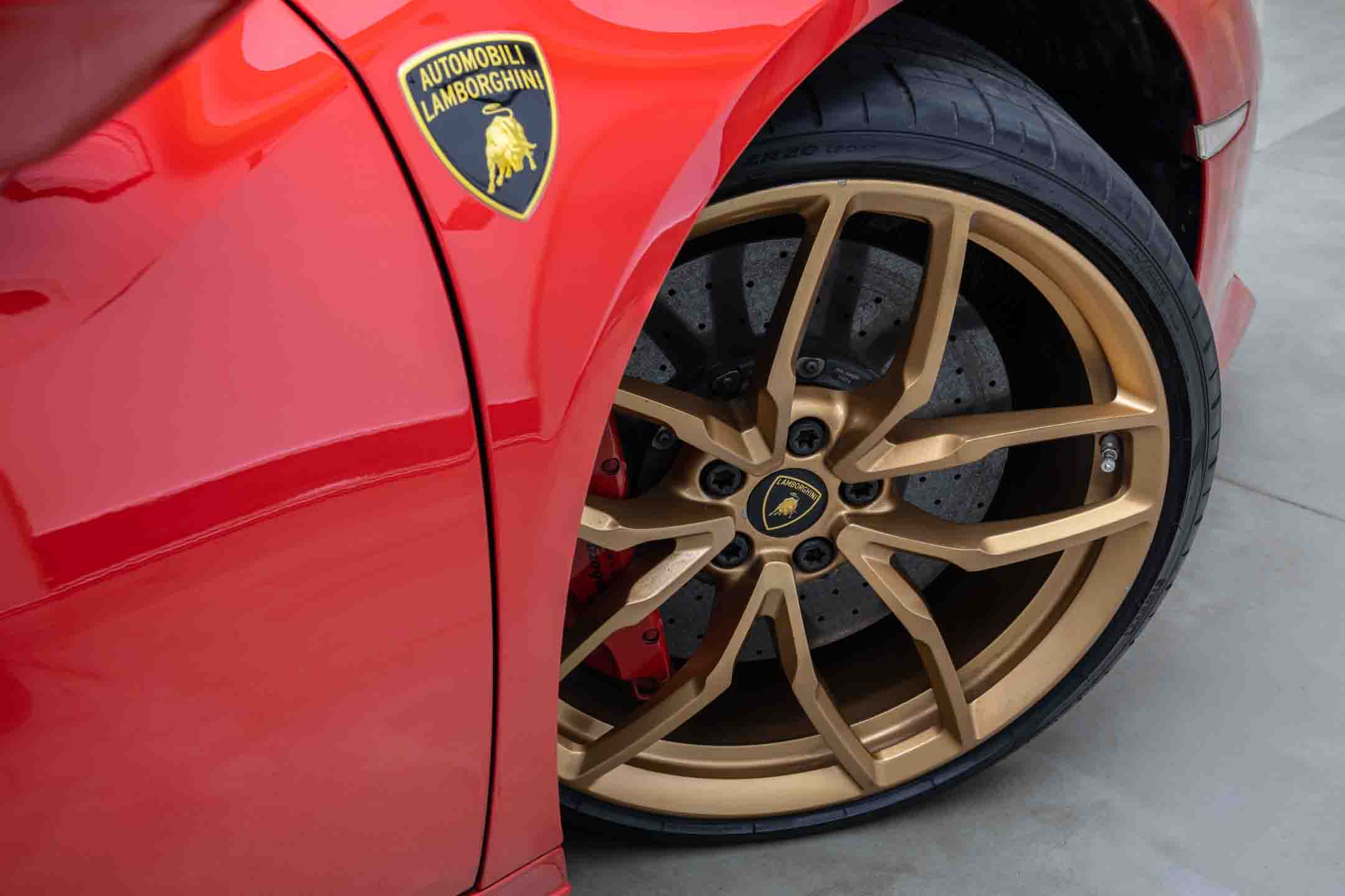 LAMBORGHINI HURACAN LP 610-4